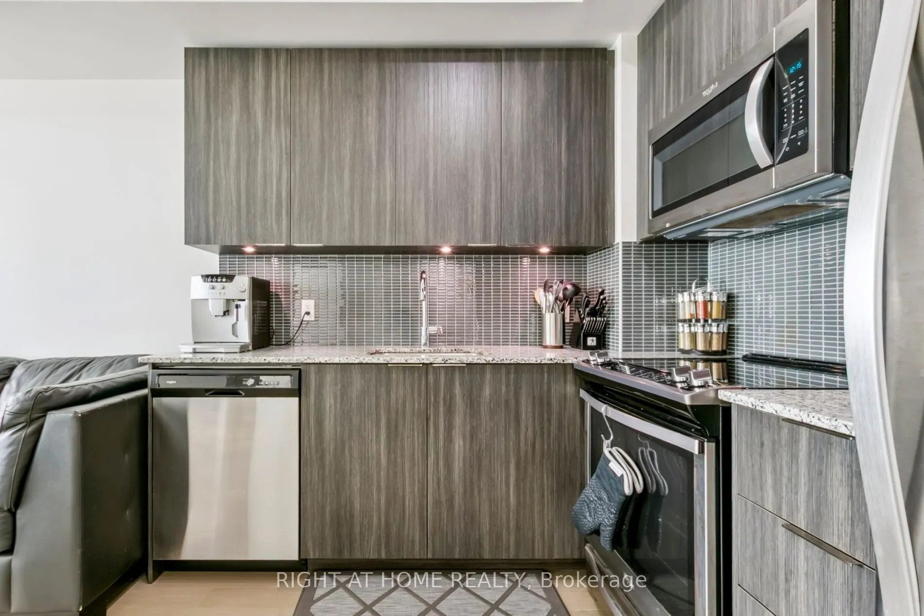 30 Shore Breeze Drive, #2217