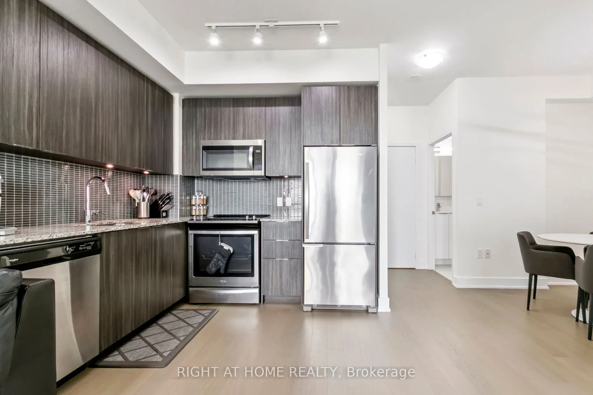 30 Shore Breeze Drive, #2217