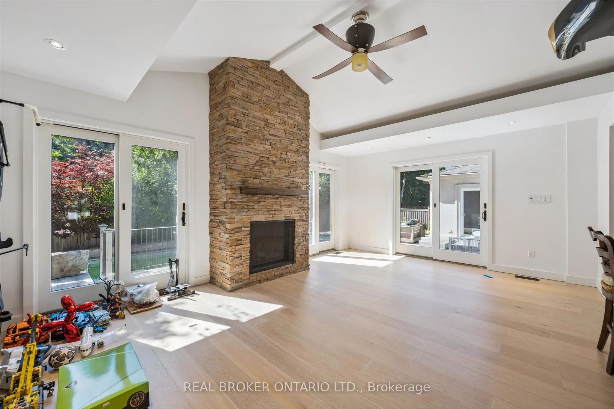 1204 Cynthia Lane