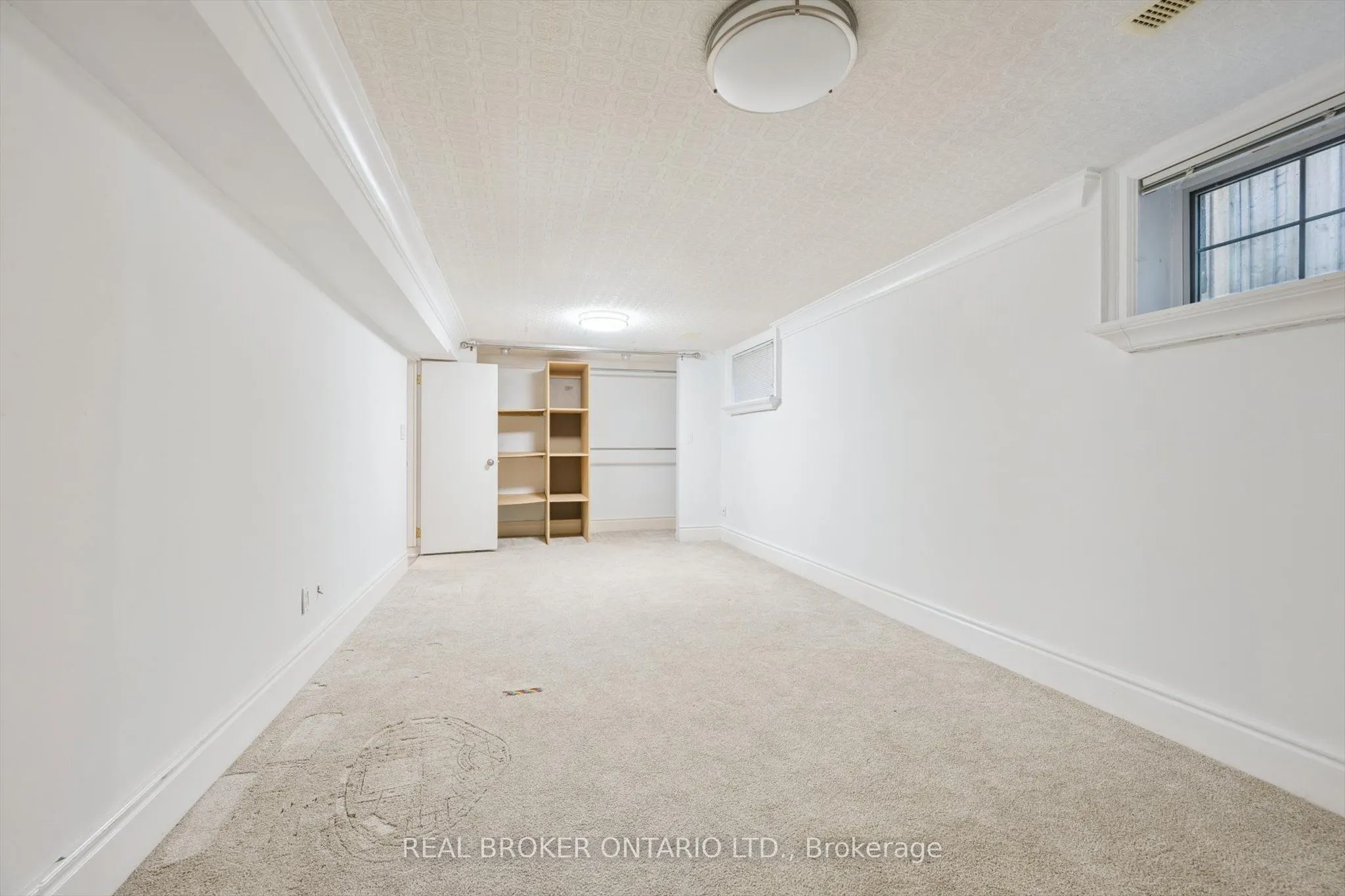1204 Cynthia Lane
