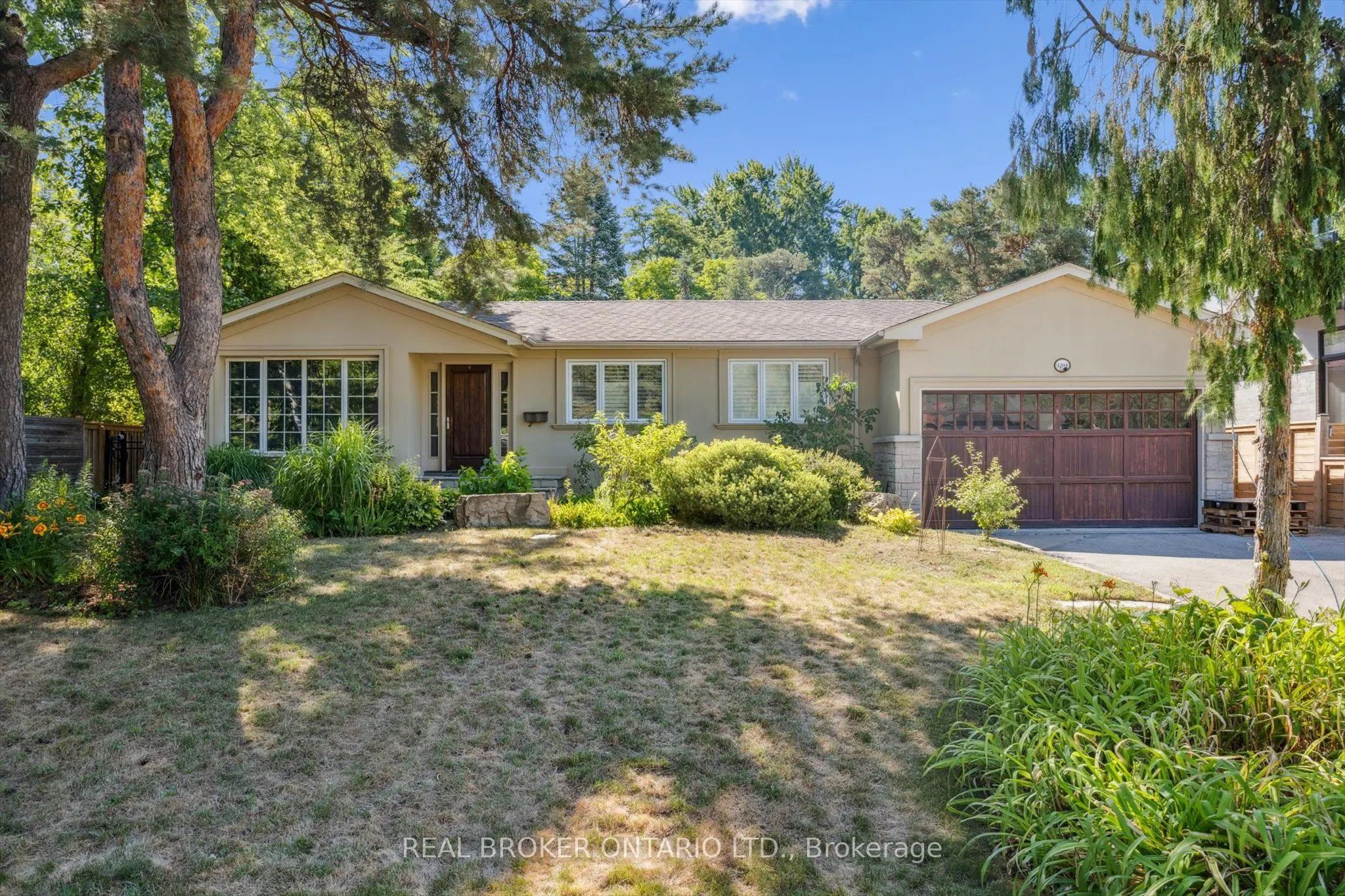 1204 Cynthia Lane