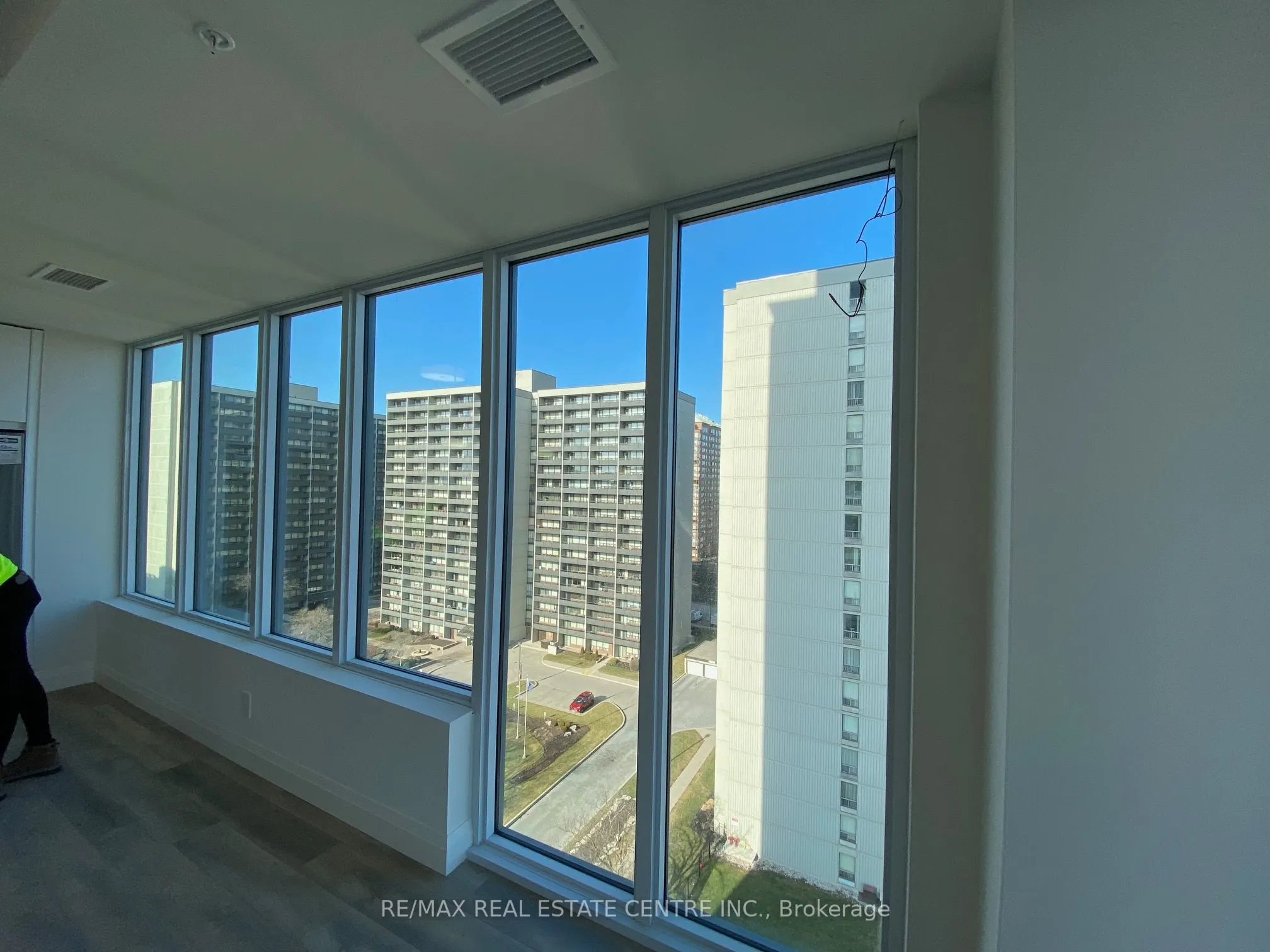 500 Brock Avenue, ## 1003