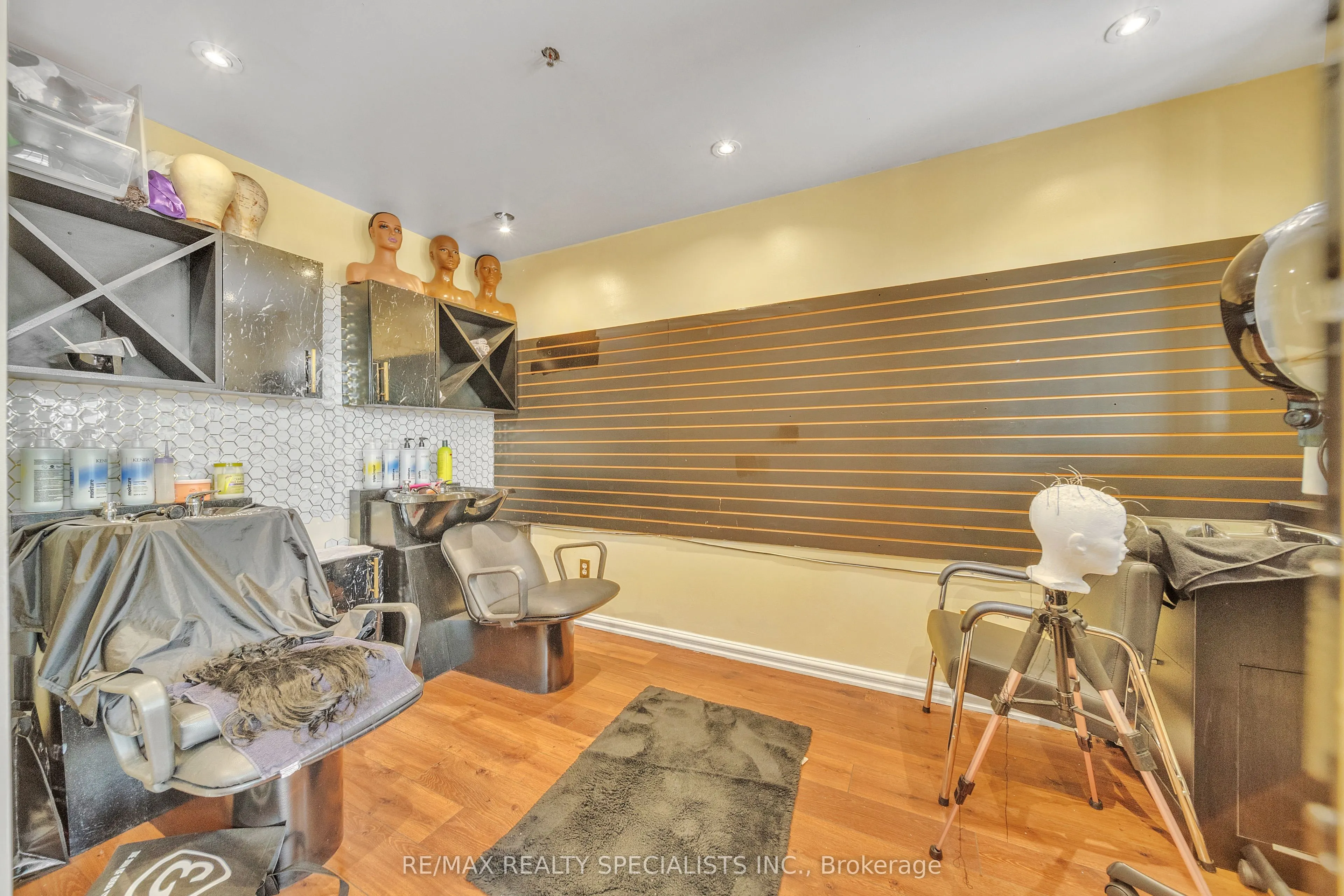 6923 Steeles Avenue W, #51