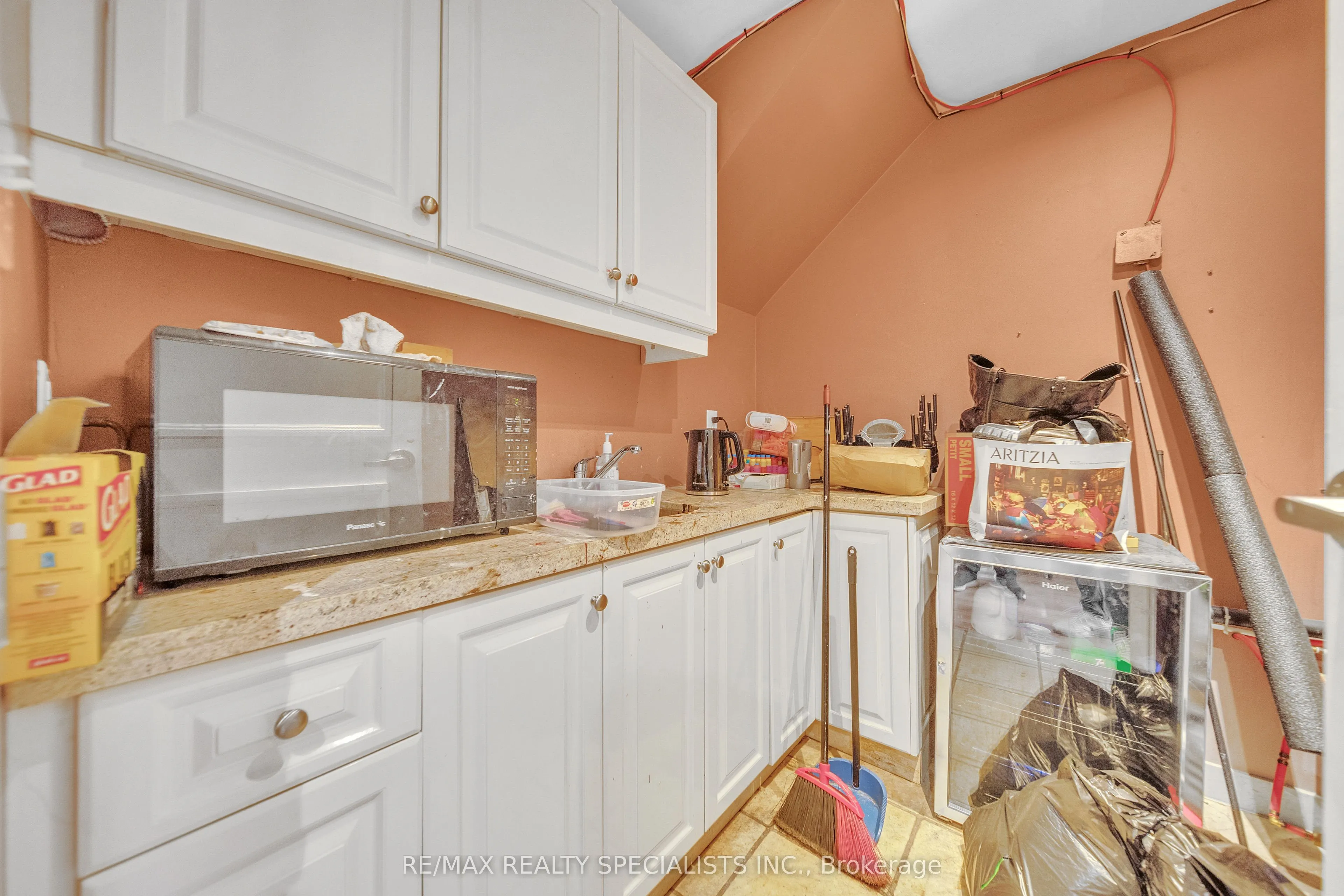 6923 Steeles Avenue W, #51