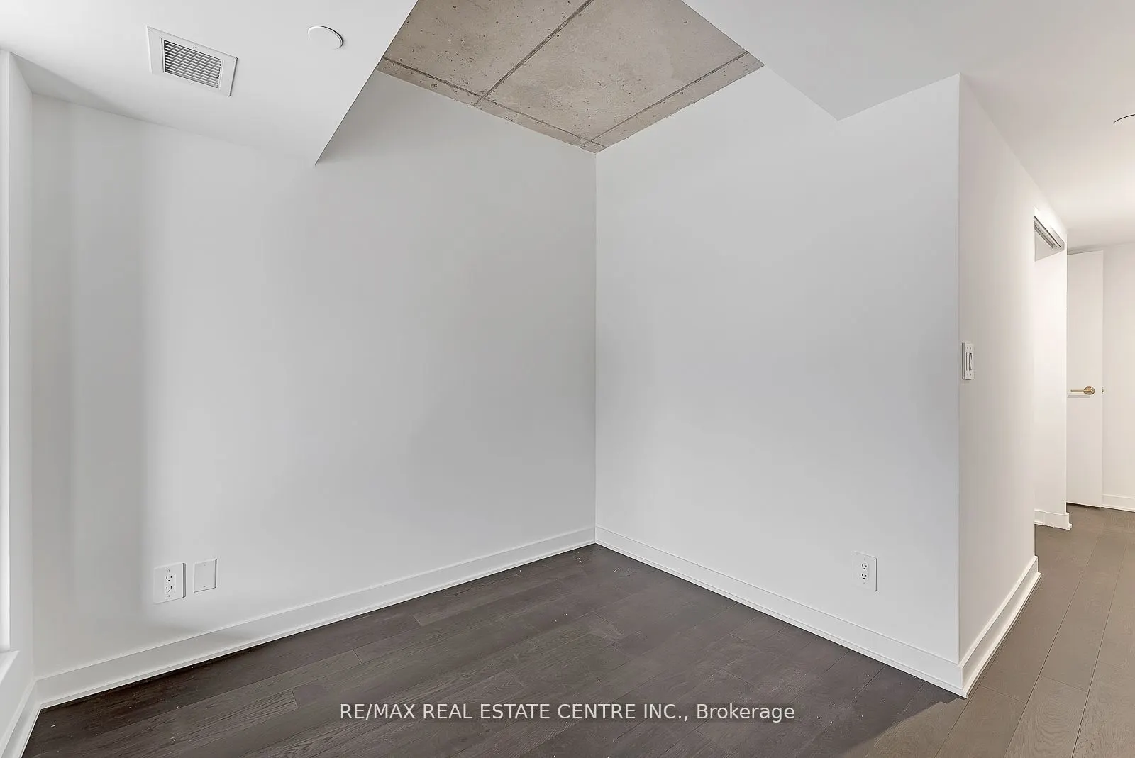 7 Watkinson Avenue, #6