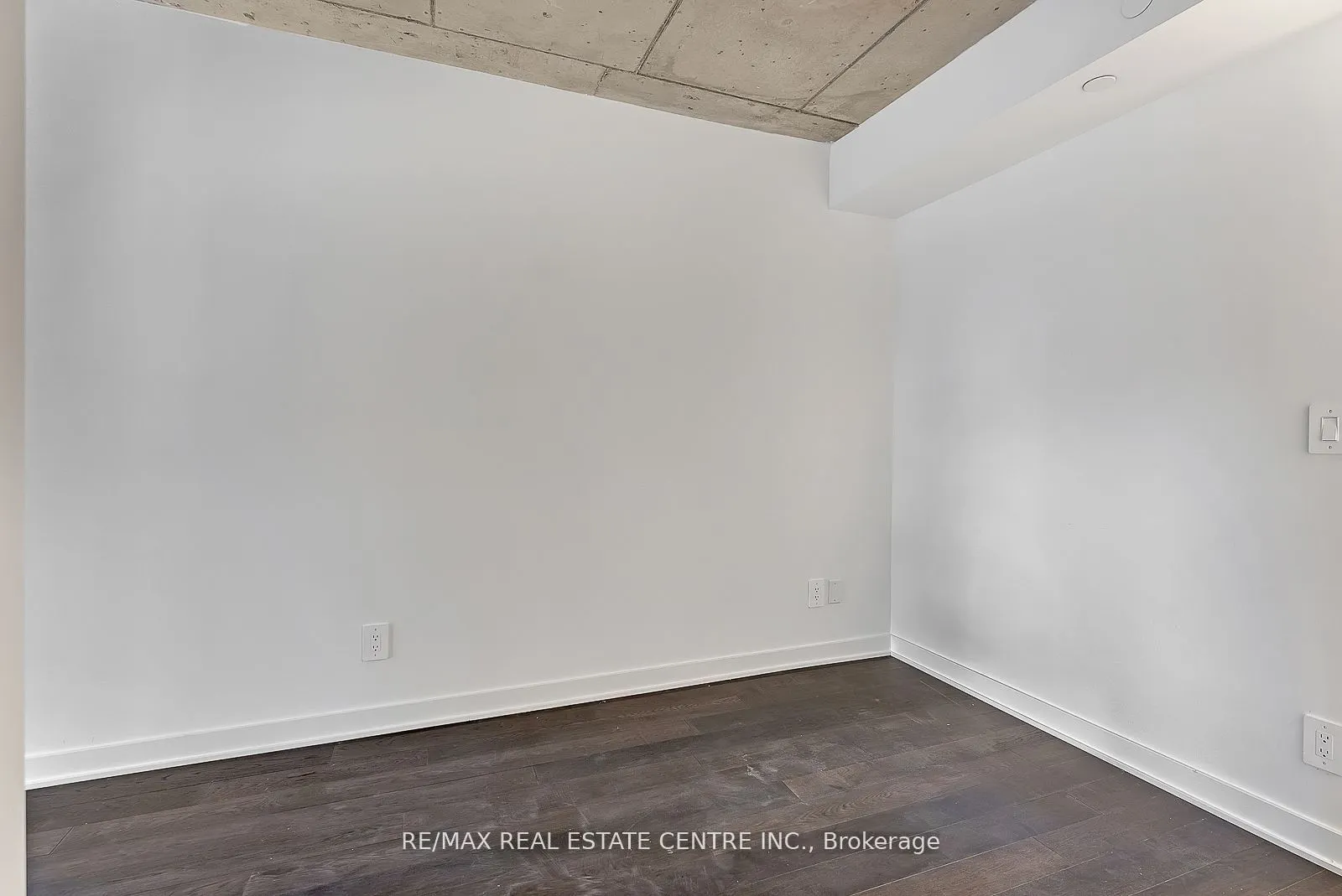 7 Watkinson Avenue, #6