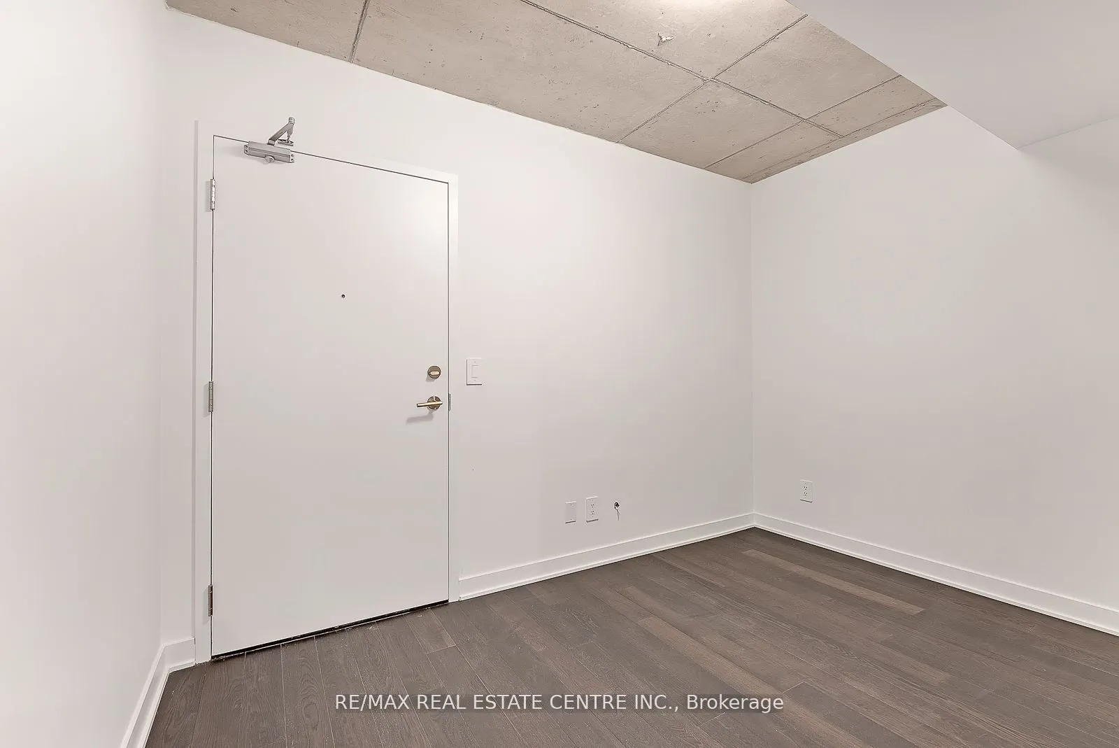 7 Watkinson Avenue, #6