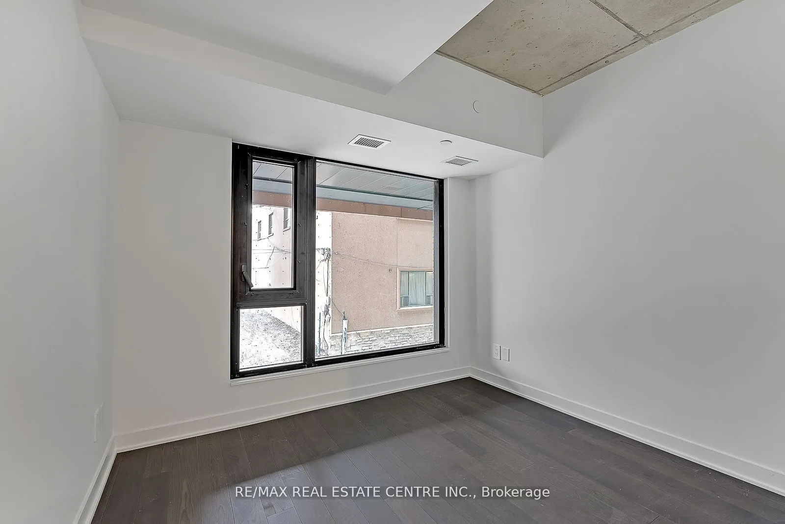 7 Watkinson Avenue, #6