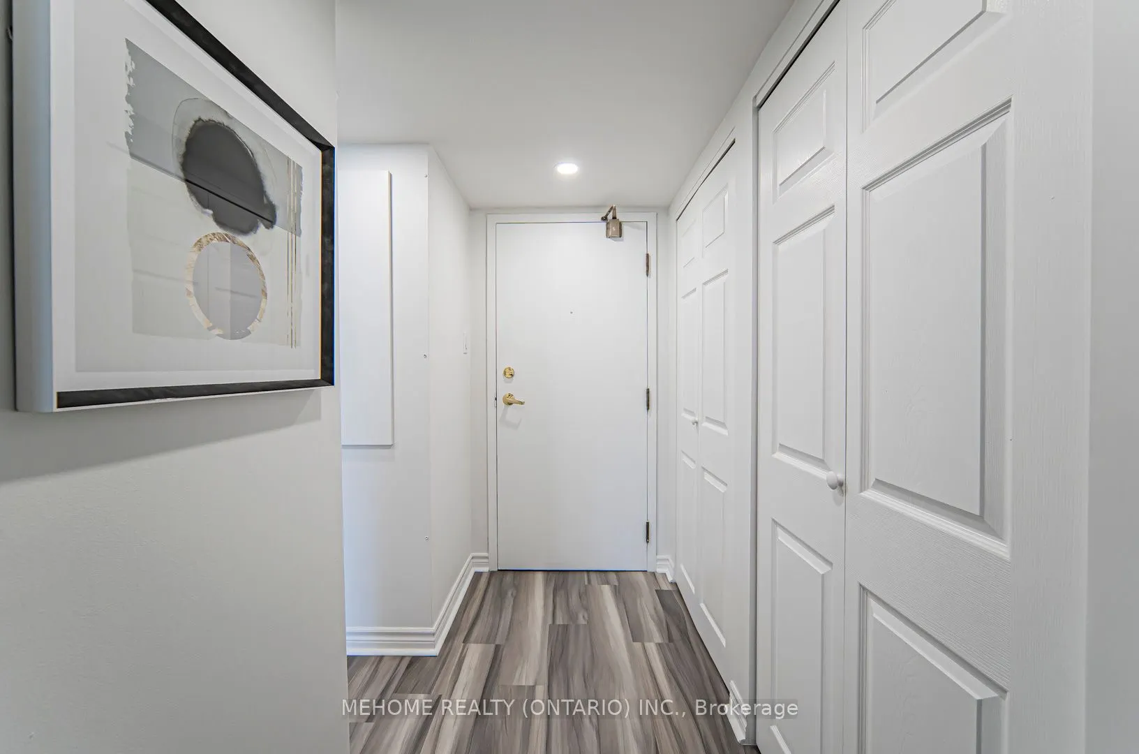 2091 Hurontario Street, #810