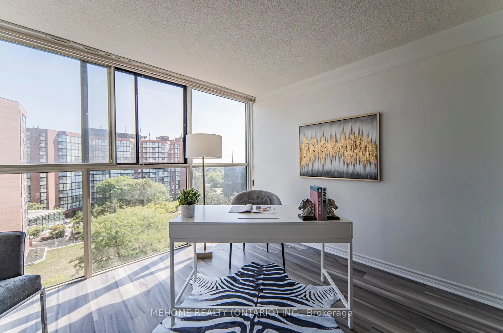 2091 Hurontario Street, #810