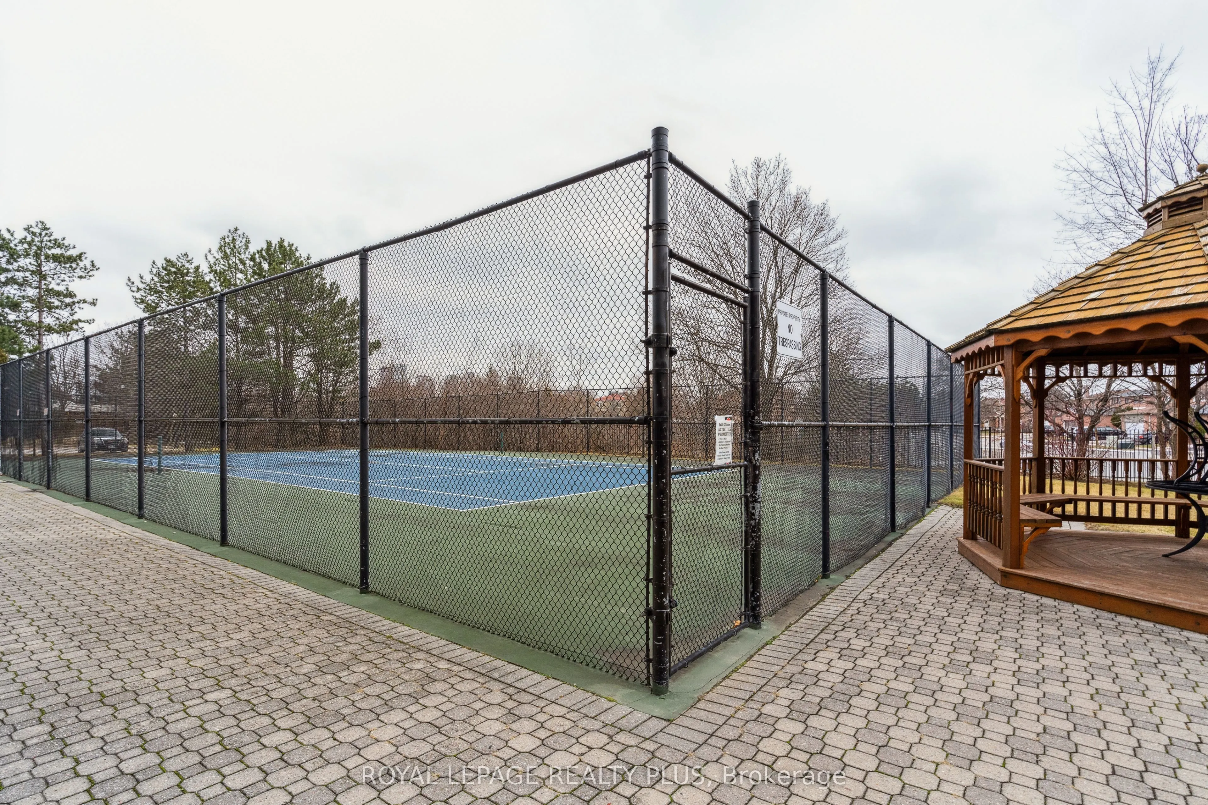 50 Kingsbridge Garden Circle, #712