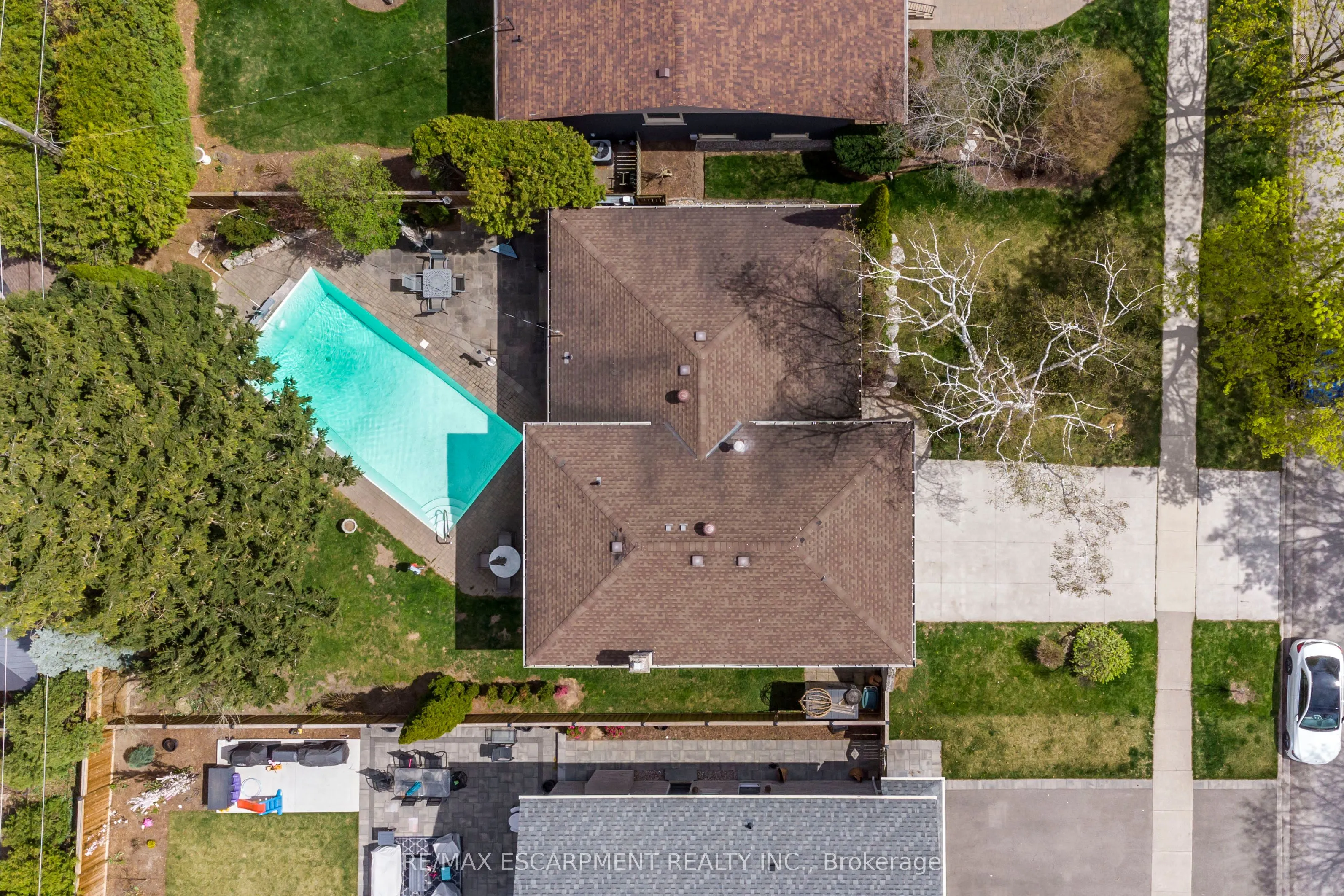 4463 Hawthorne Drive