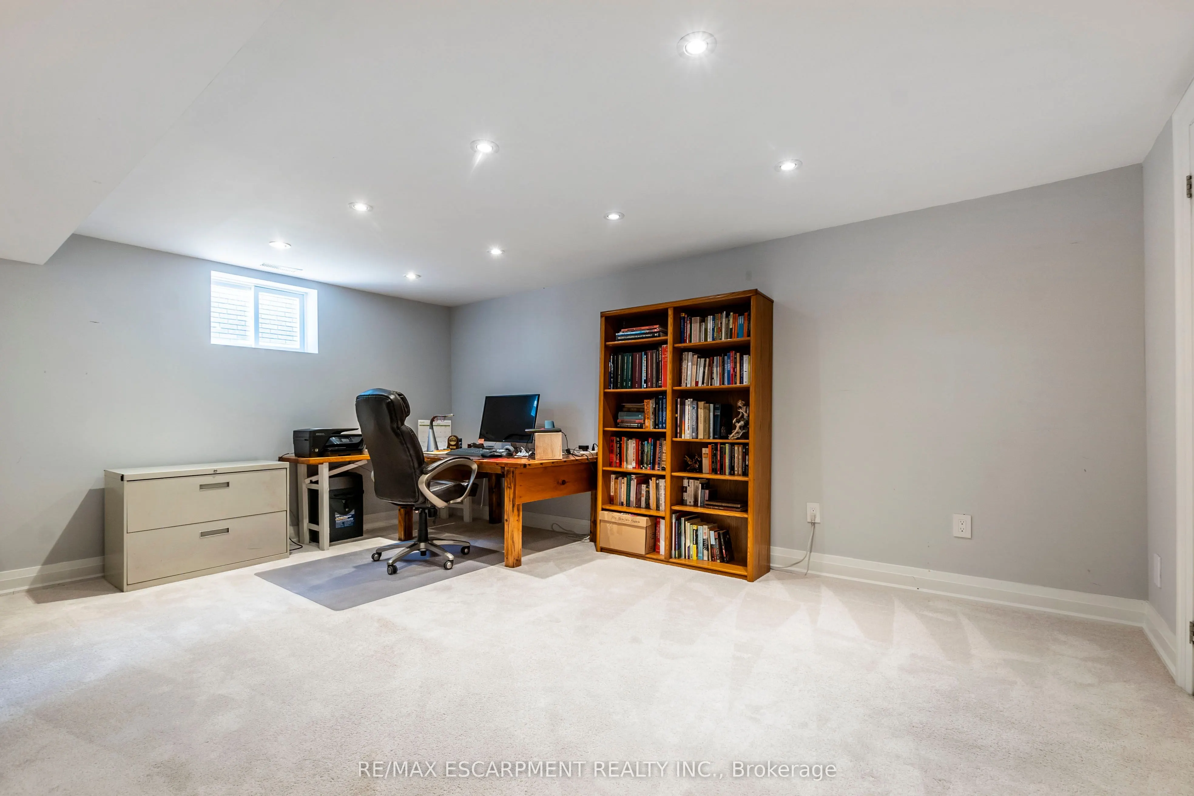 4463 Hawthorne Drive
