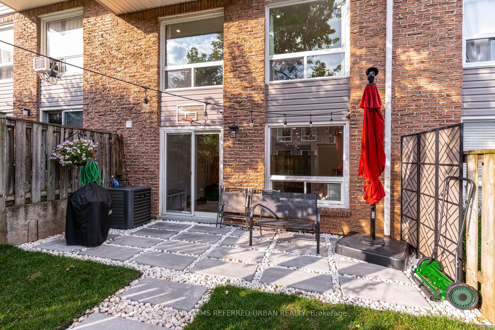 2050 Upper Middle Road, #26