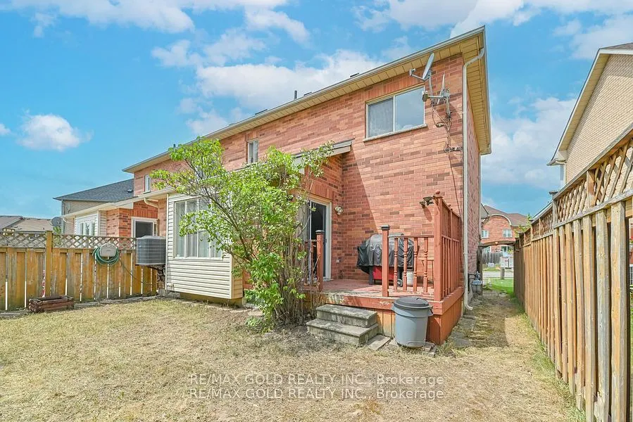 43 Giraffe Avenue