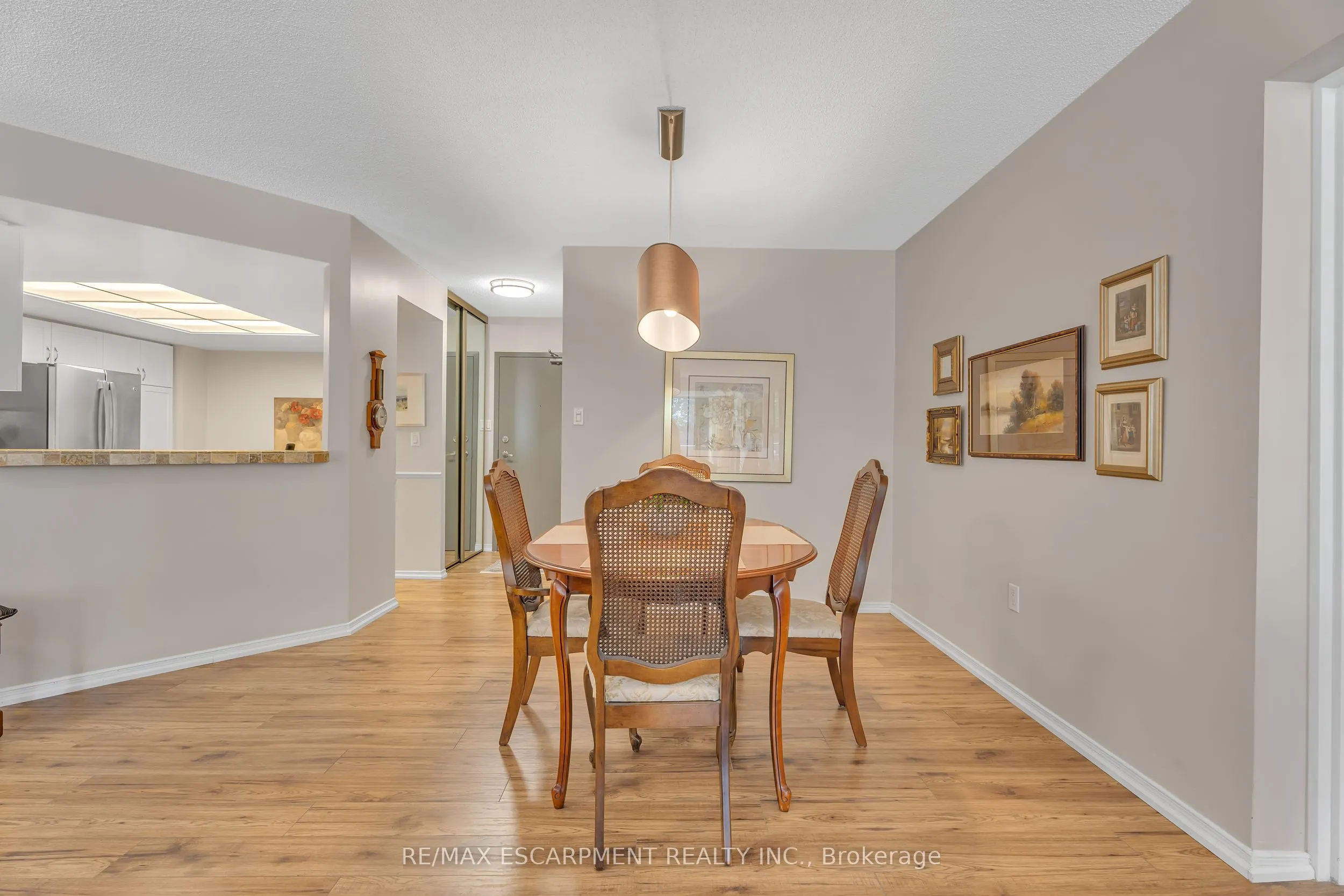 1201 North Shore Boulevard E, #302