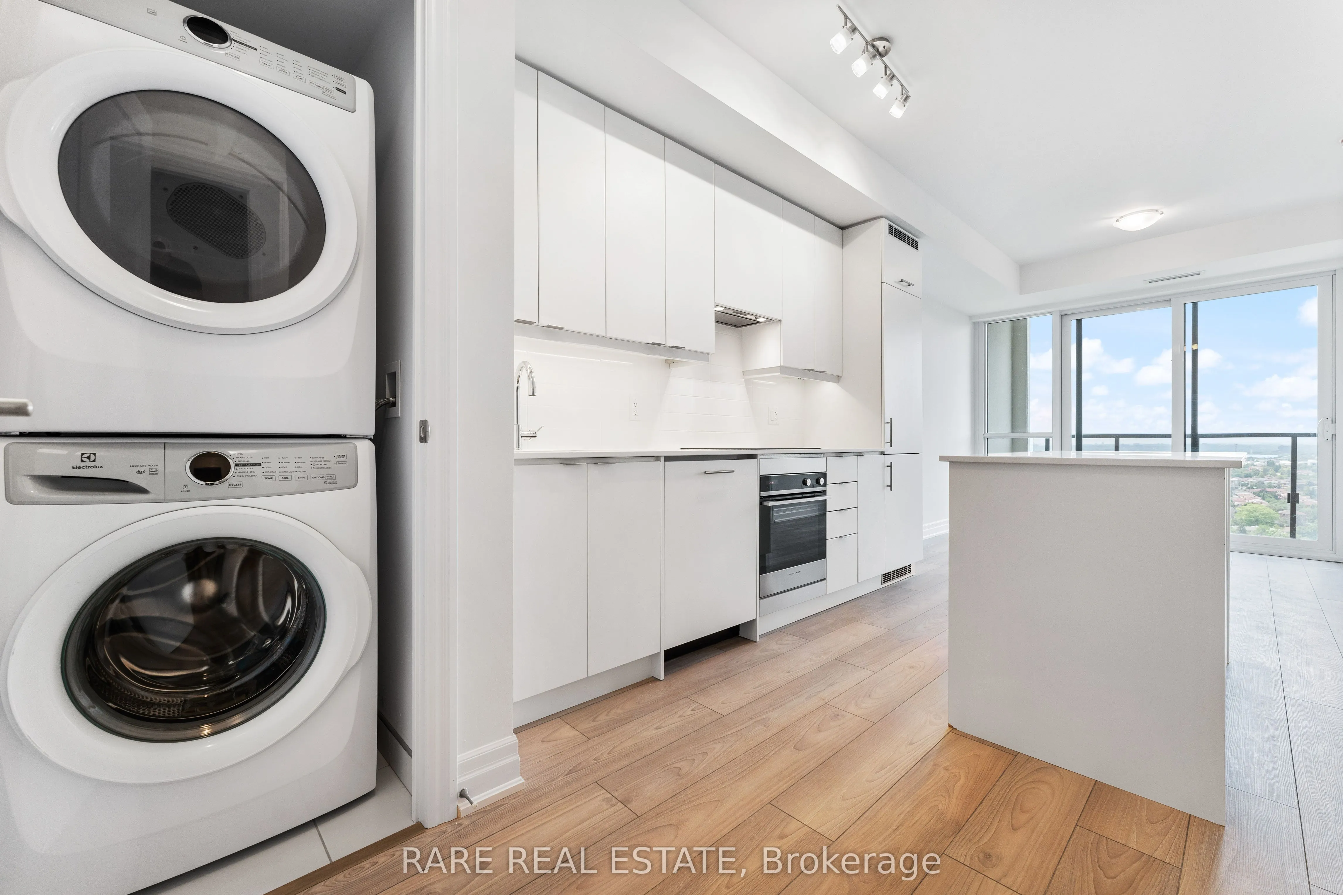 36 Elm Drive W, #2108