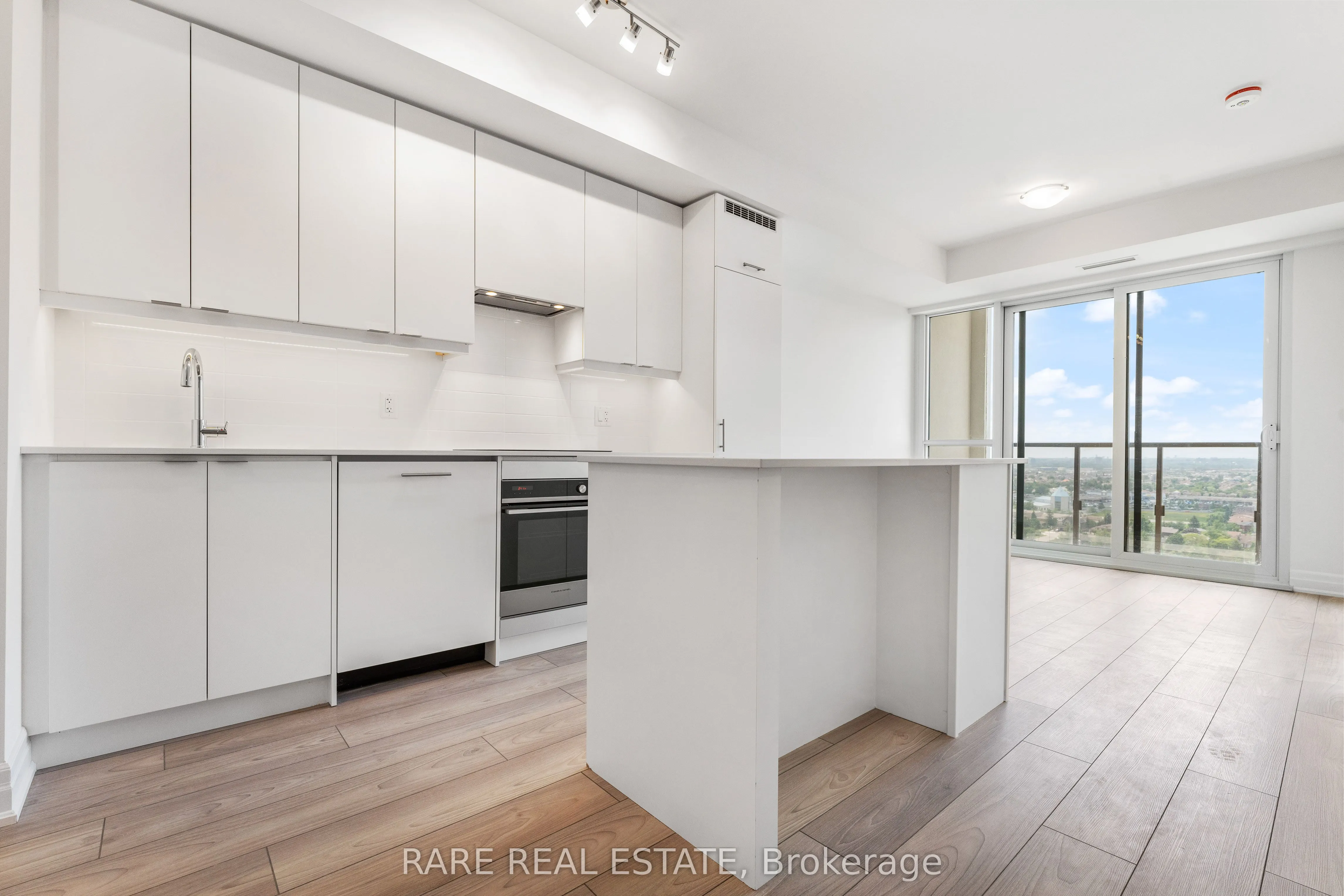 36 Elm Drive W, #2108