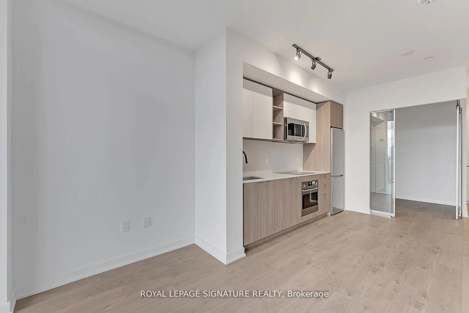 36 Zorra Street, #905
