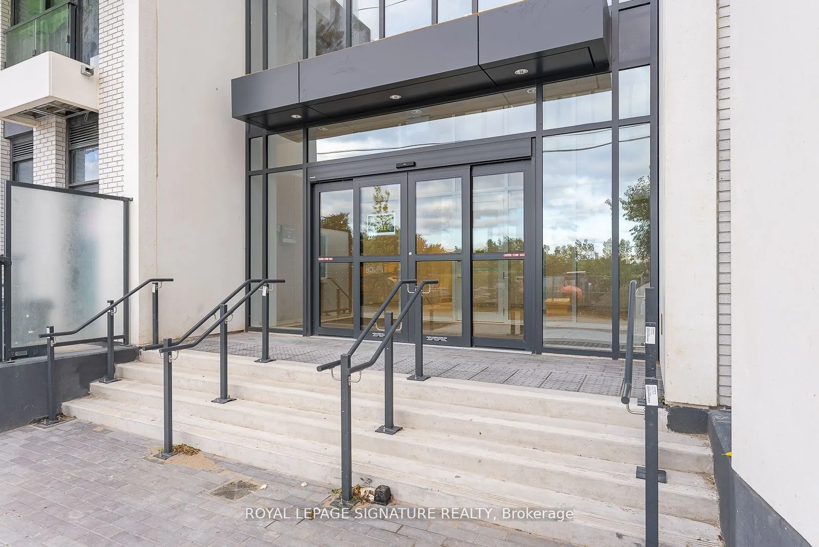 36 Zorra Street, #905