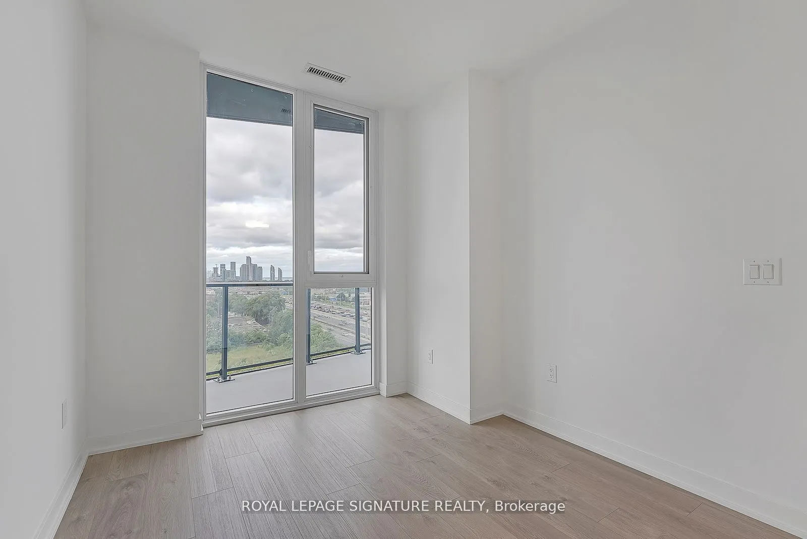 36 Zorra Street, #905