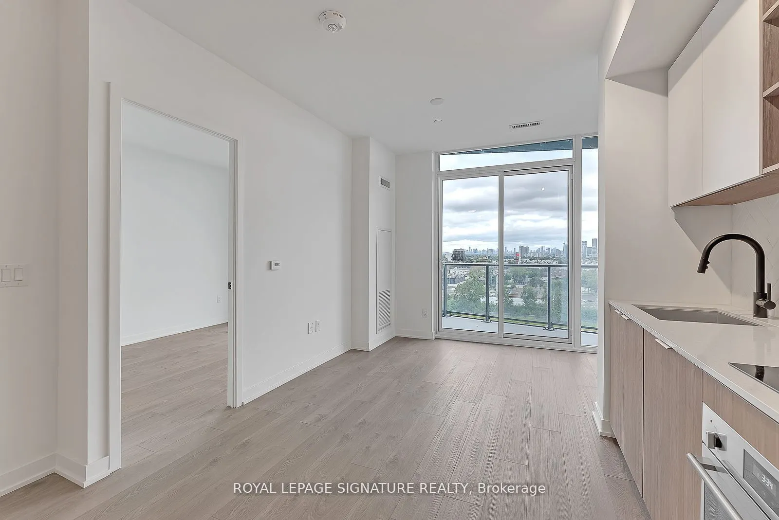36 Zorra Street, #905