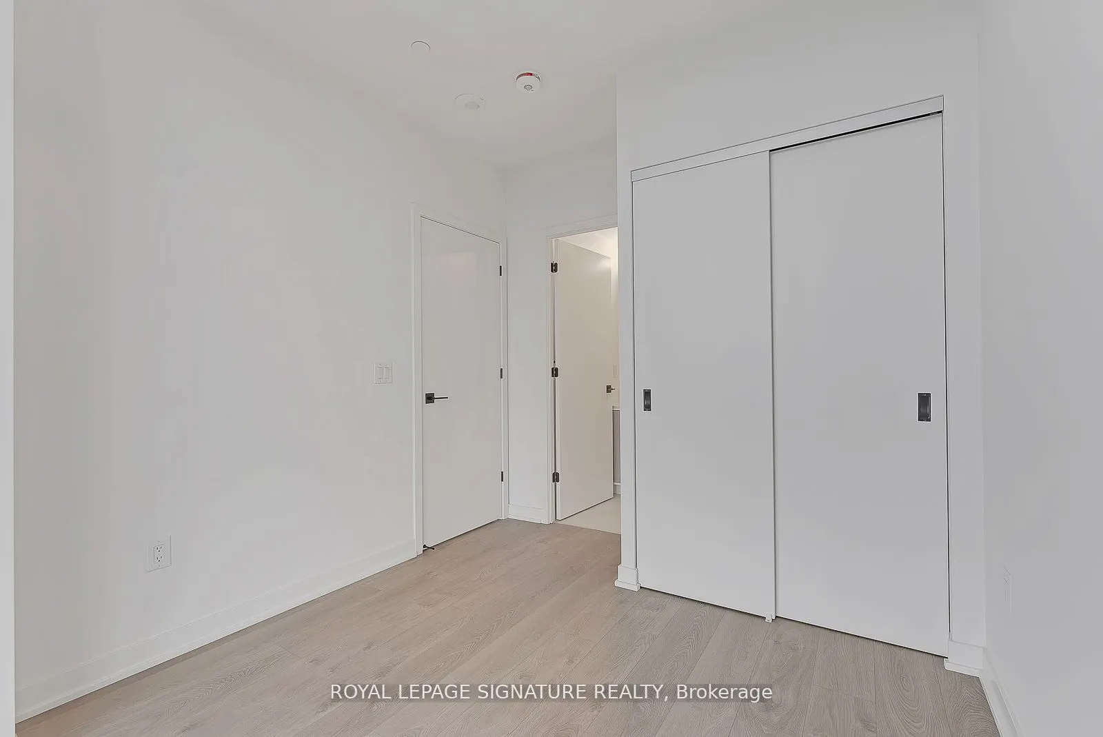 36 Zorra Street, #905