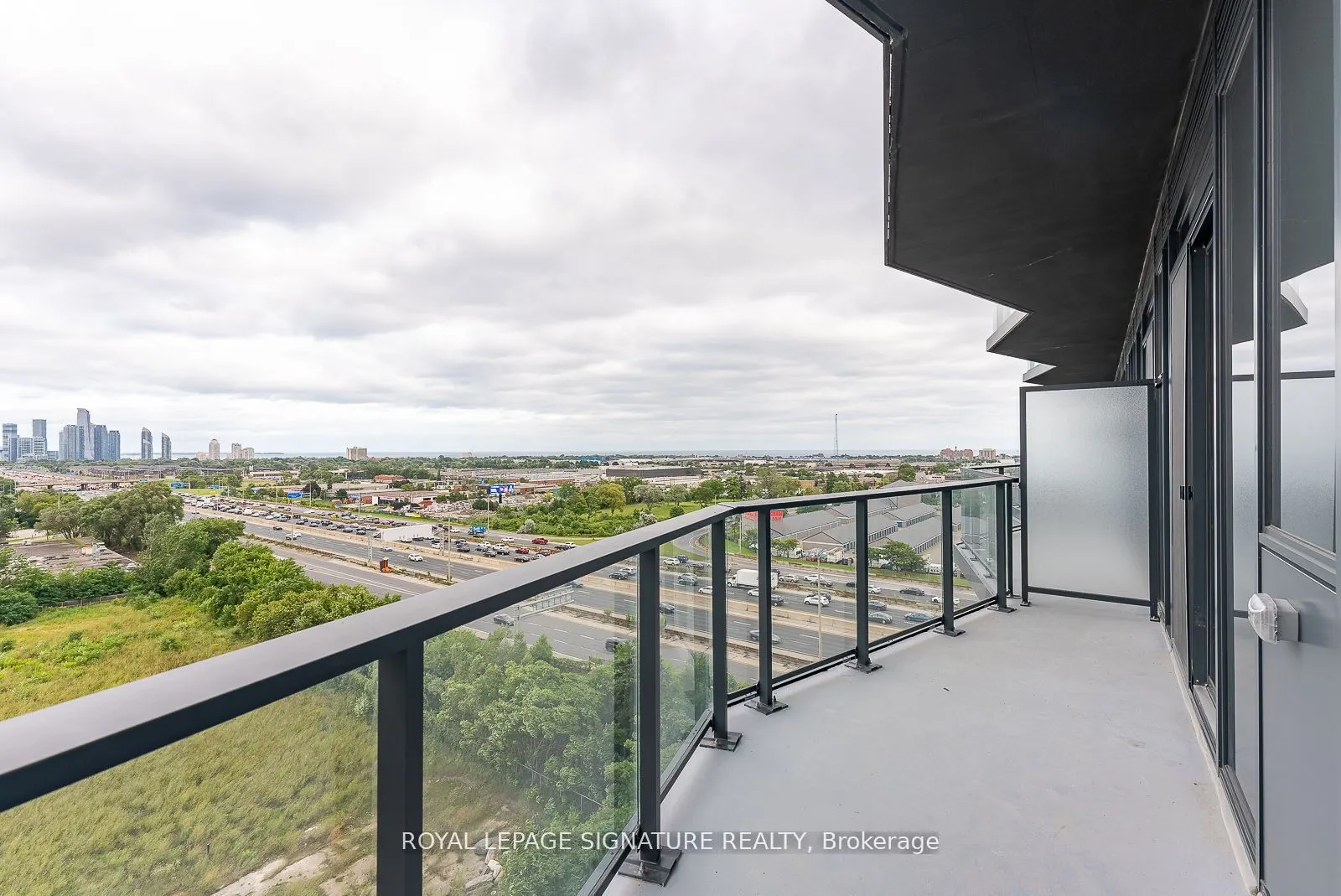 36 Zorra Street, #905