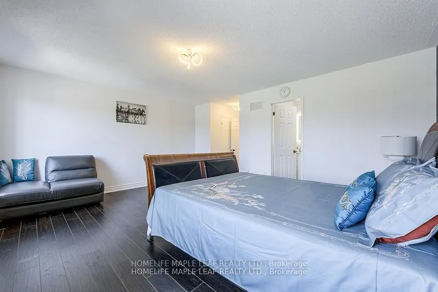 24 Gulfbrook Circle