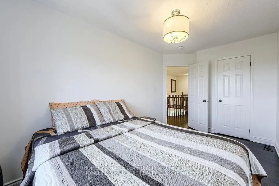 24 Gulfbrook Circle