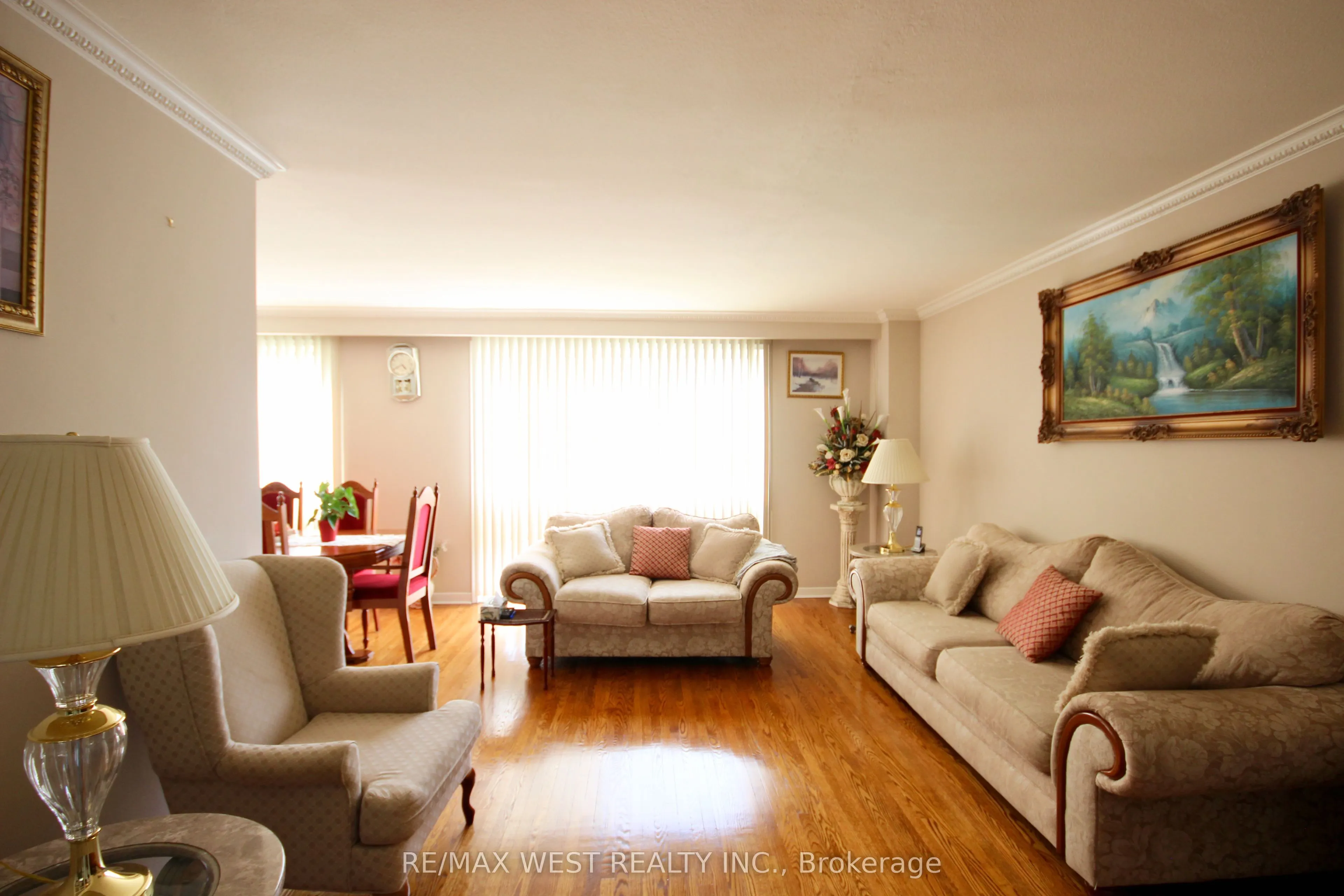 84 Orpington Crescent