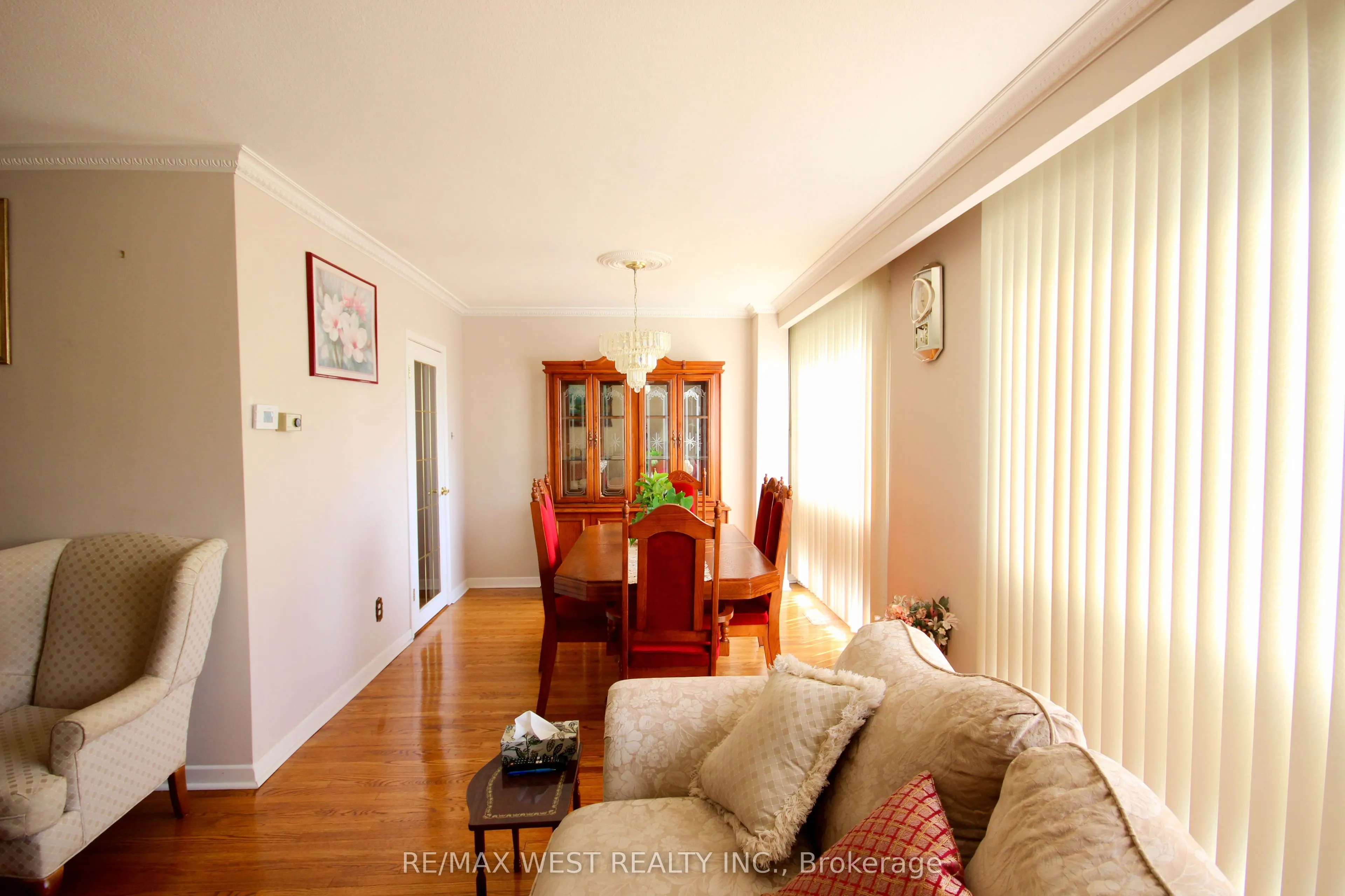84 Orpington Crescent