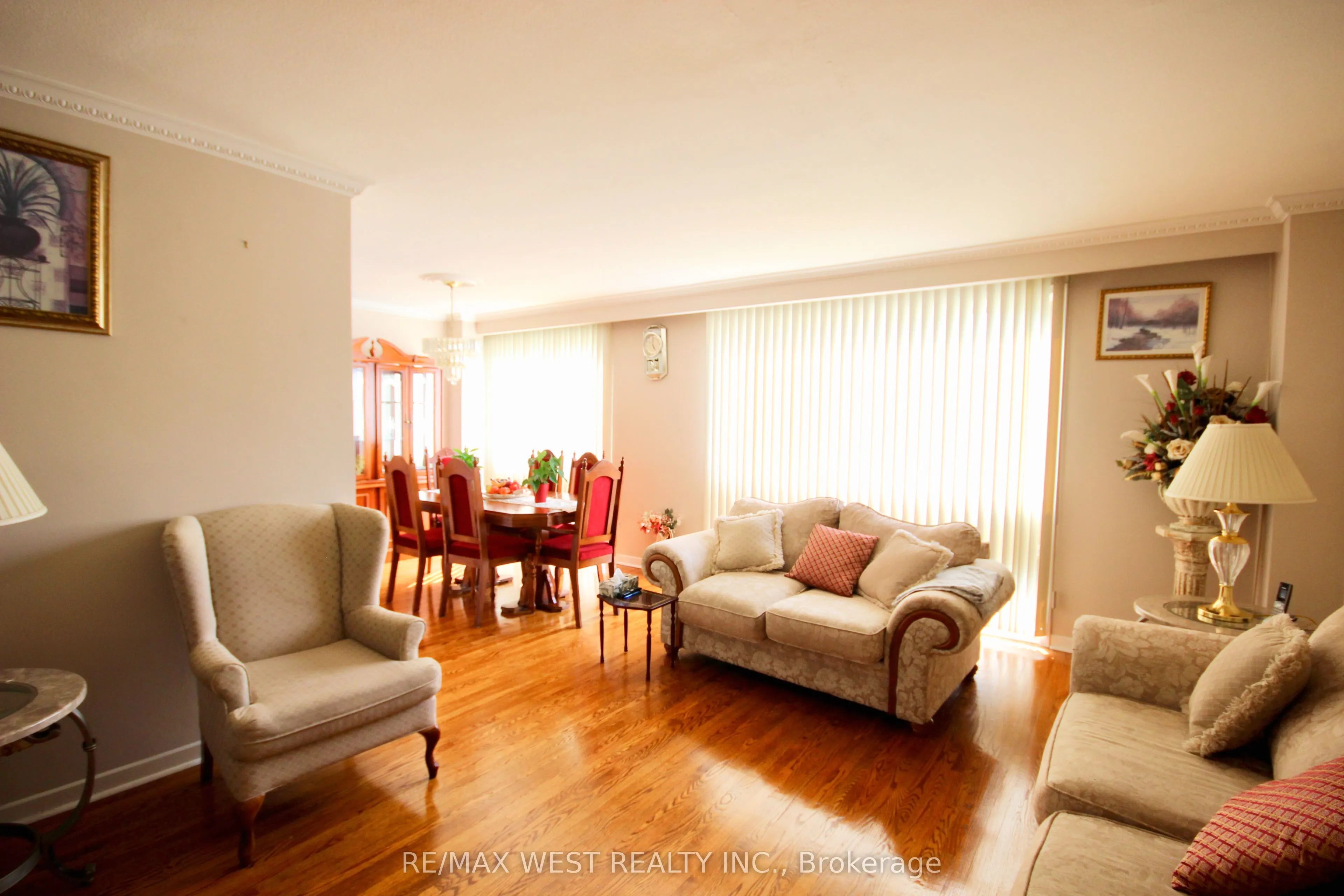 84 Orpington Crescent