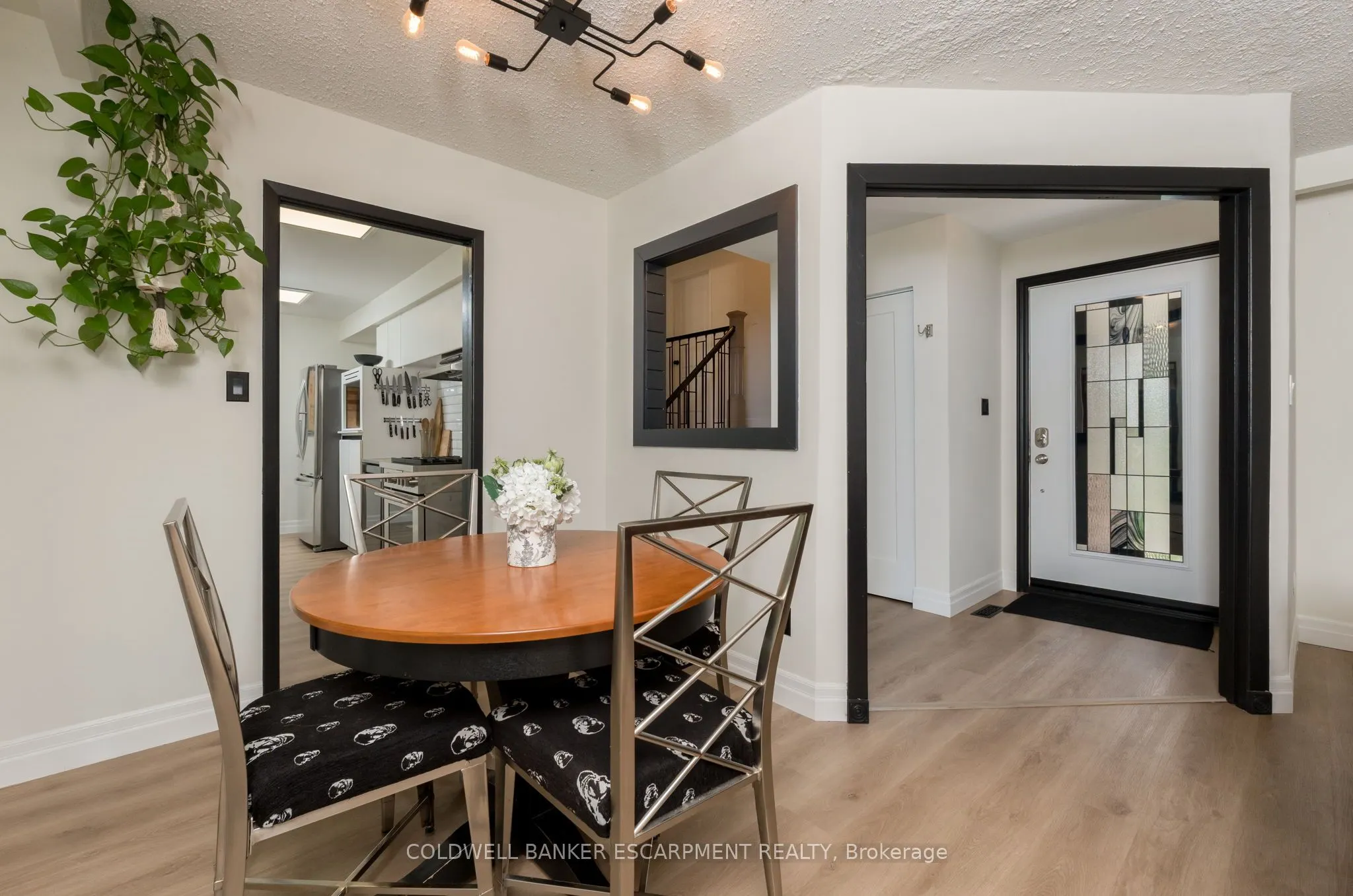 77 Elizabeth Drive