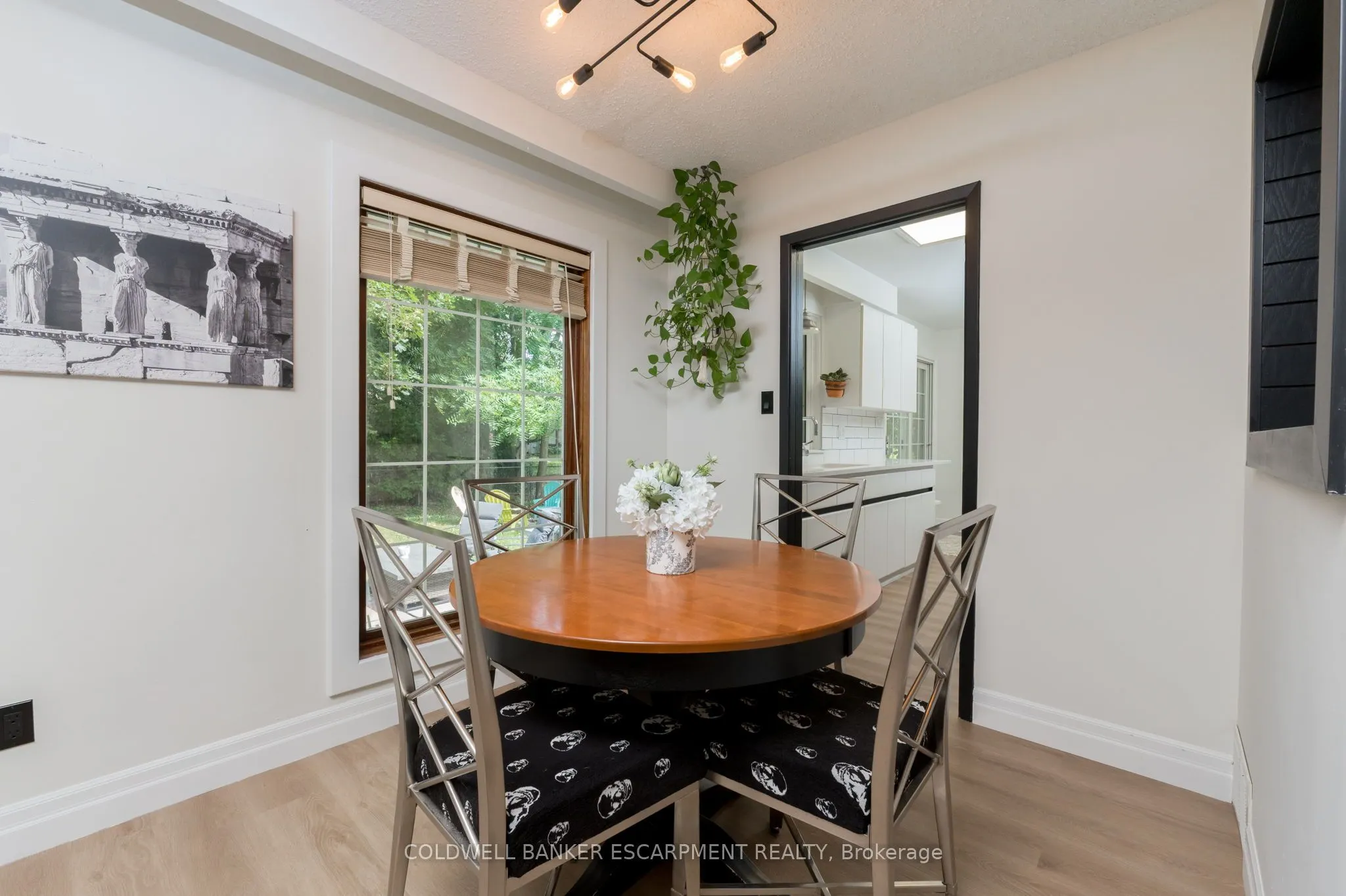 77 Elizabeth Drive