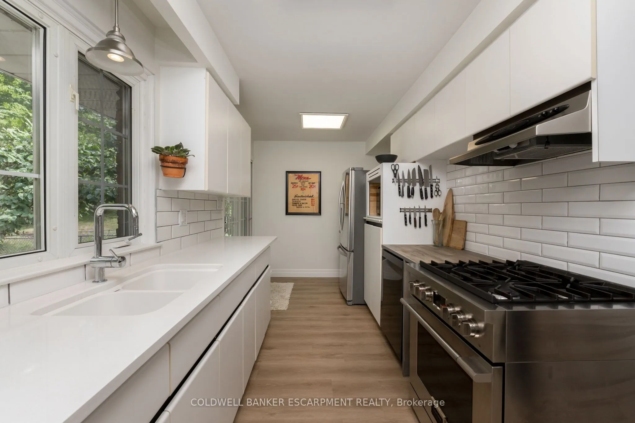 77 Elizabeth Drive
