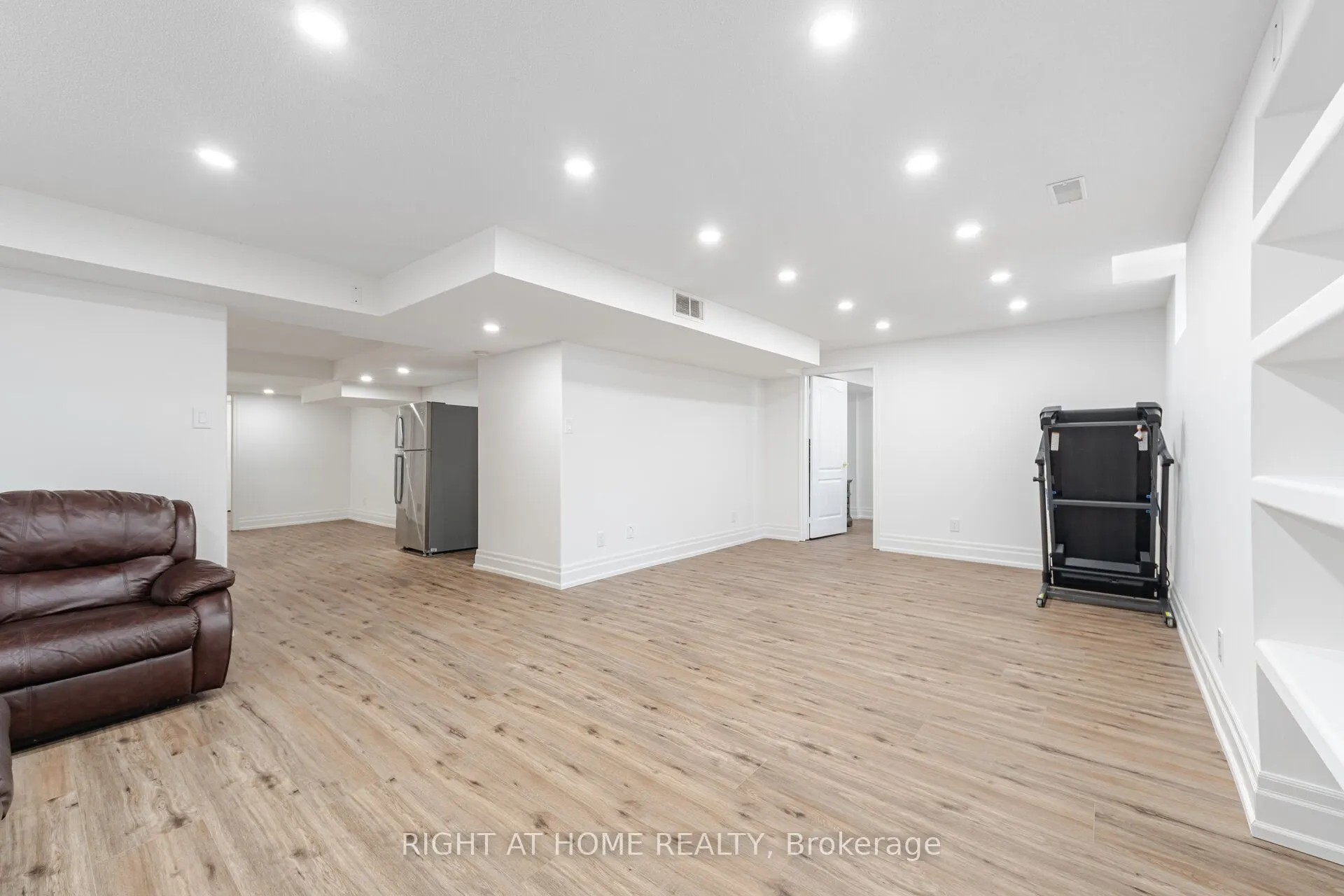 3737 Brinwood Gate