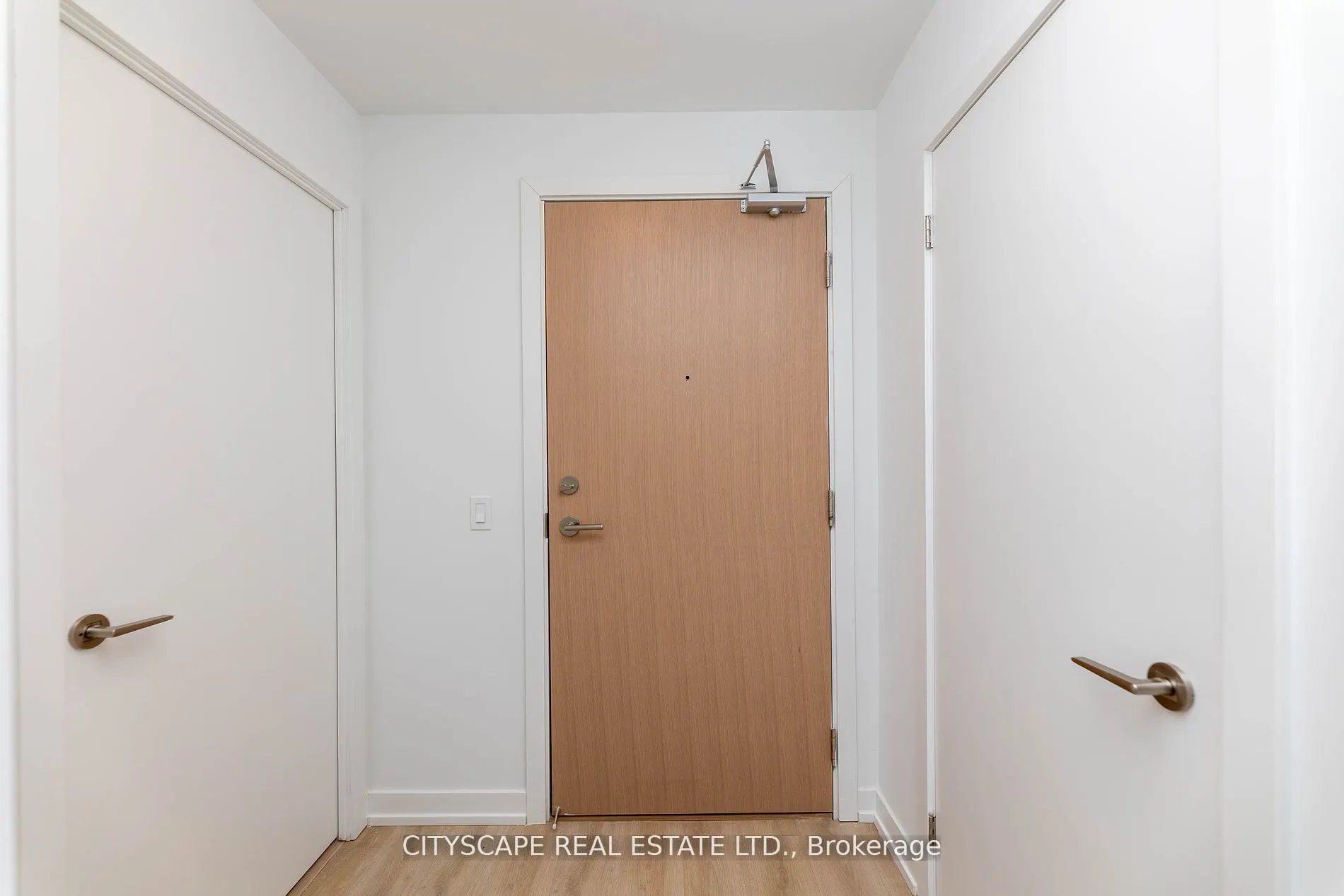 1195 The Queensway Way, #1006