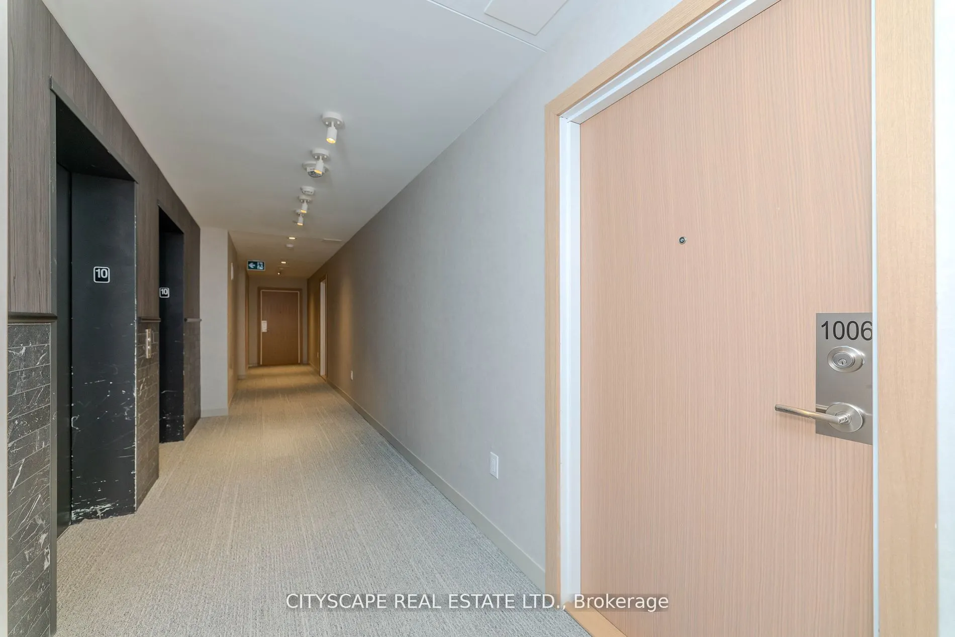 1195 The Queensway Way, #1006