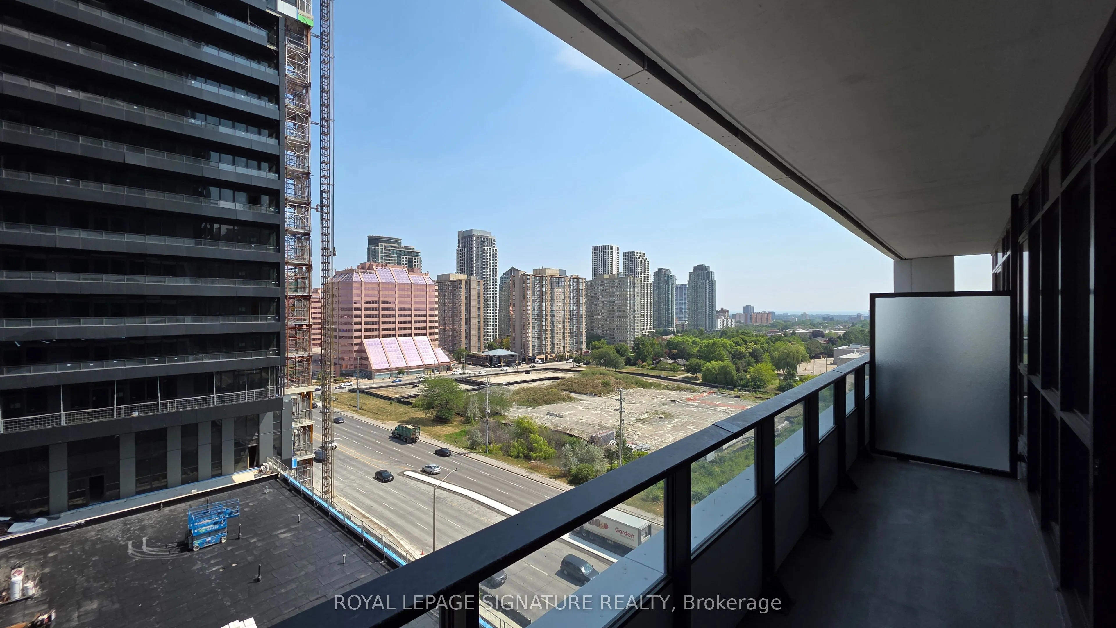 4015 The Exchange, #901