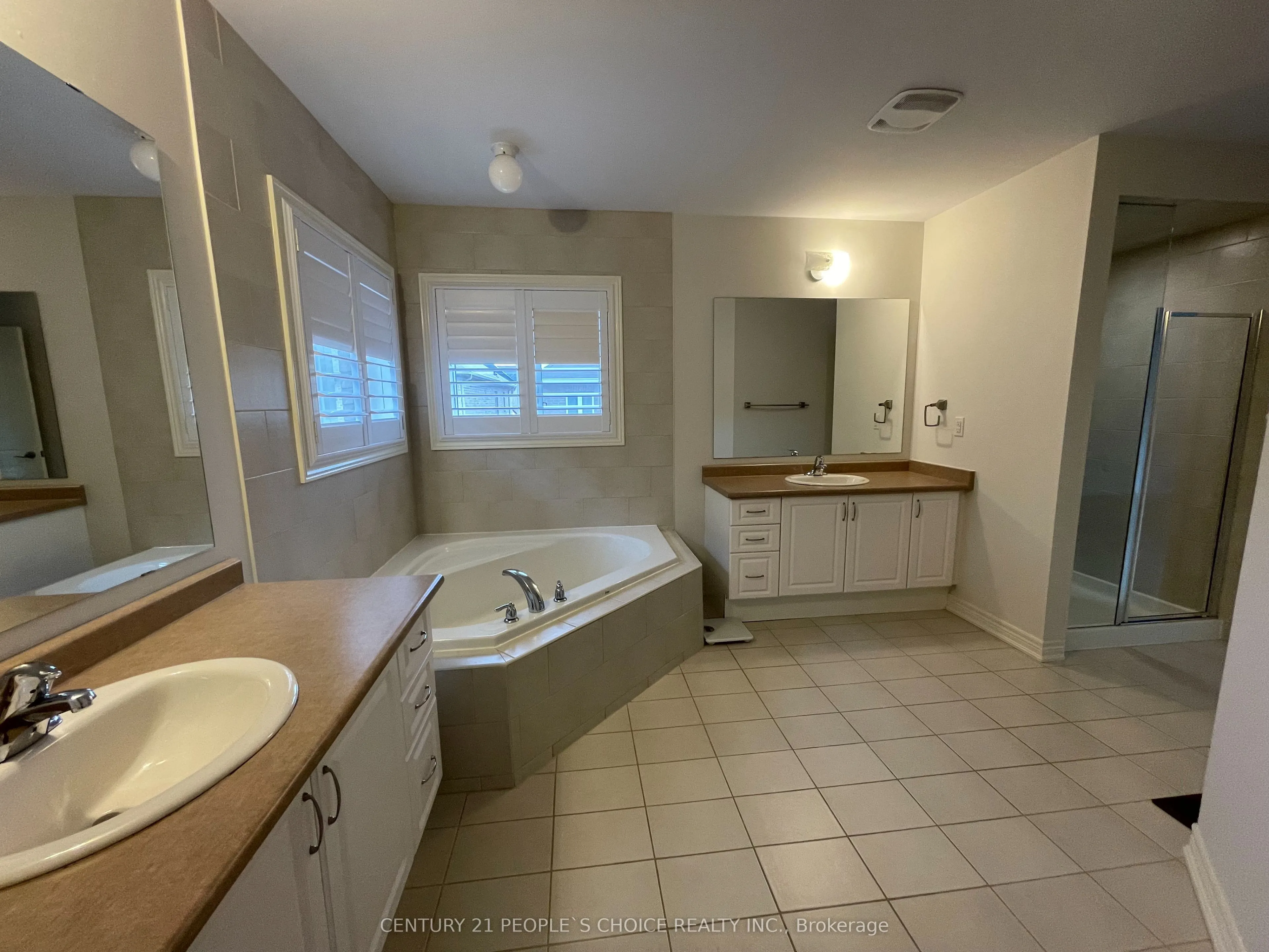 430 Hidden Trail
