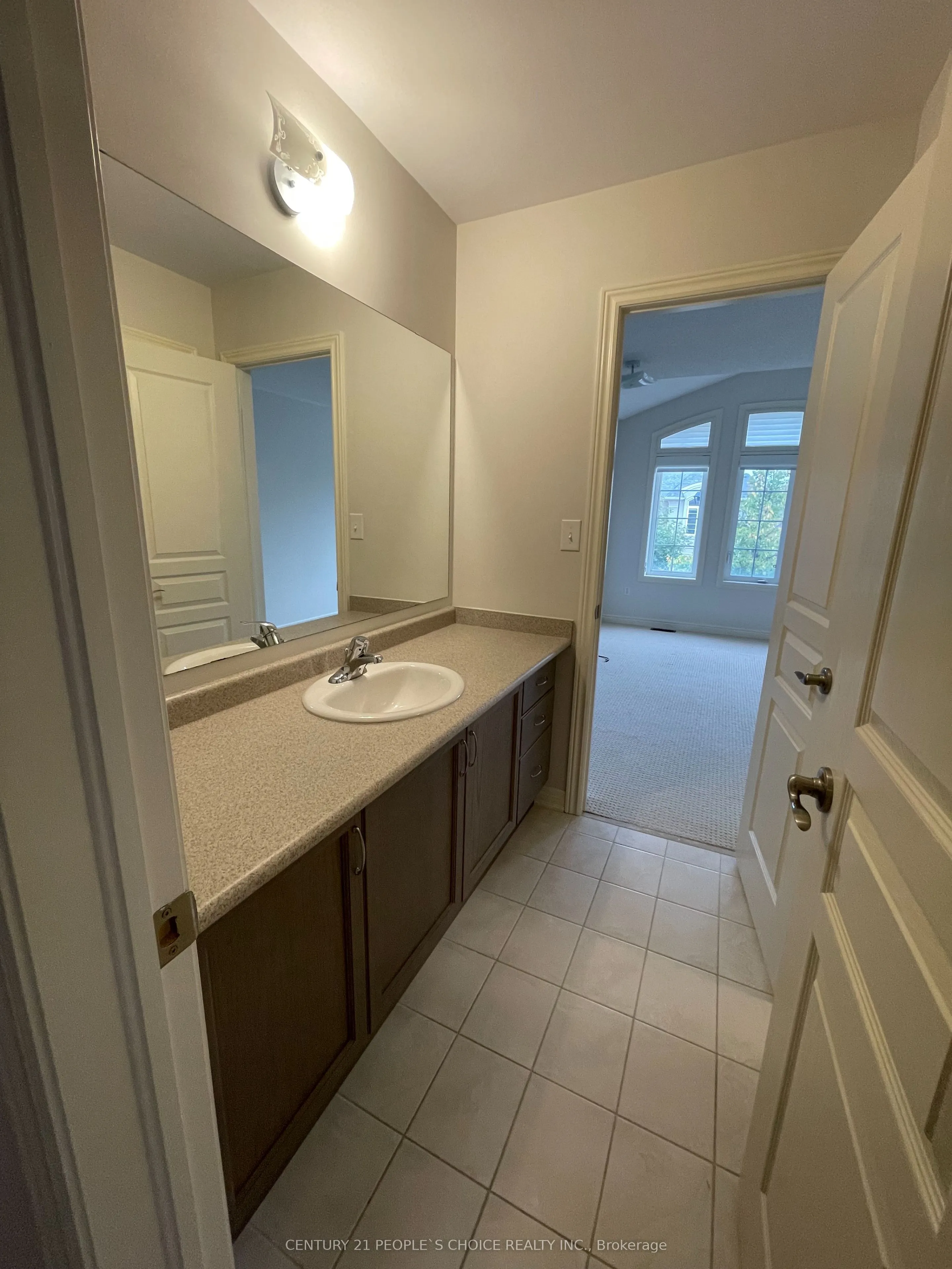 430 Hidden Trail