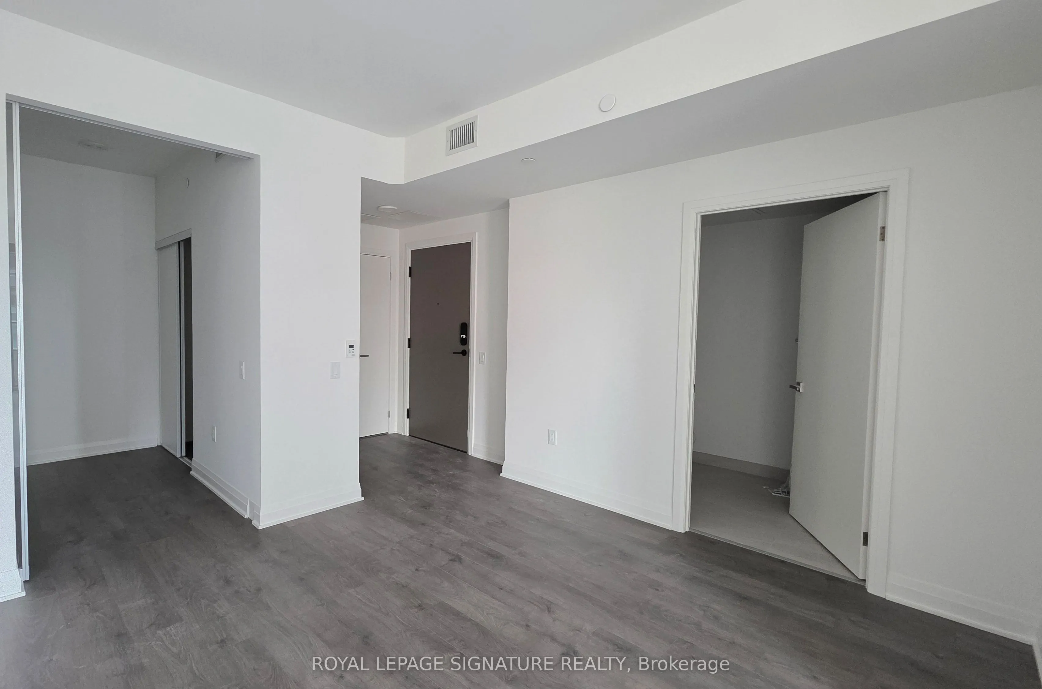 4015 The Exchange, #811