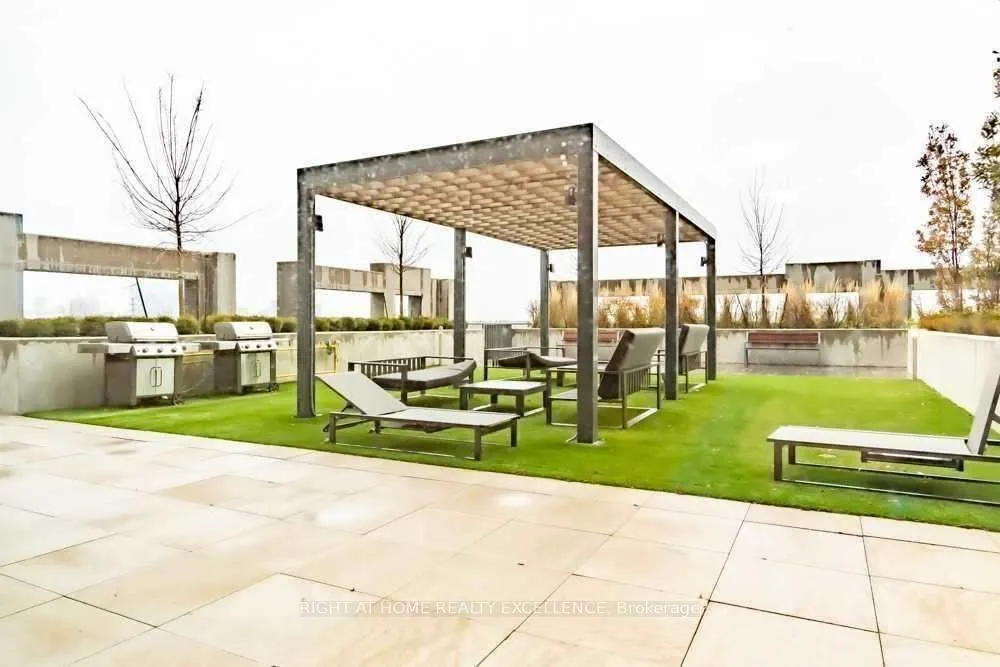 5025 Four Springs Avenue, #406