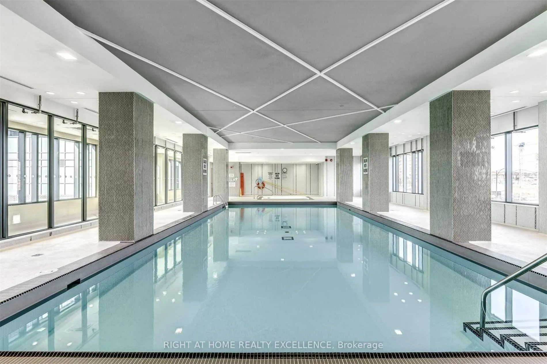 5025 Four Springs Avenue, #406