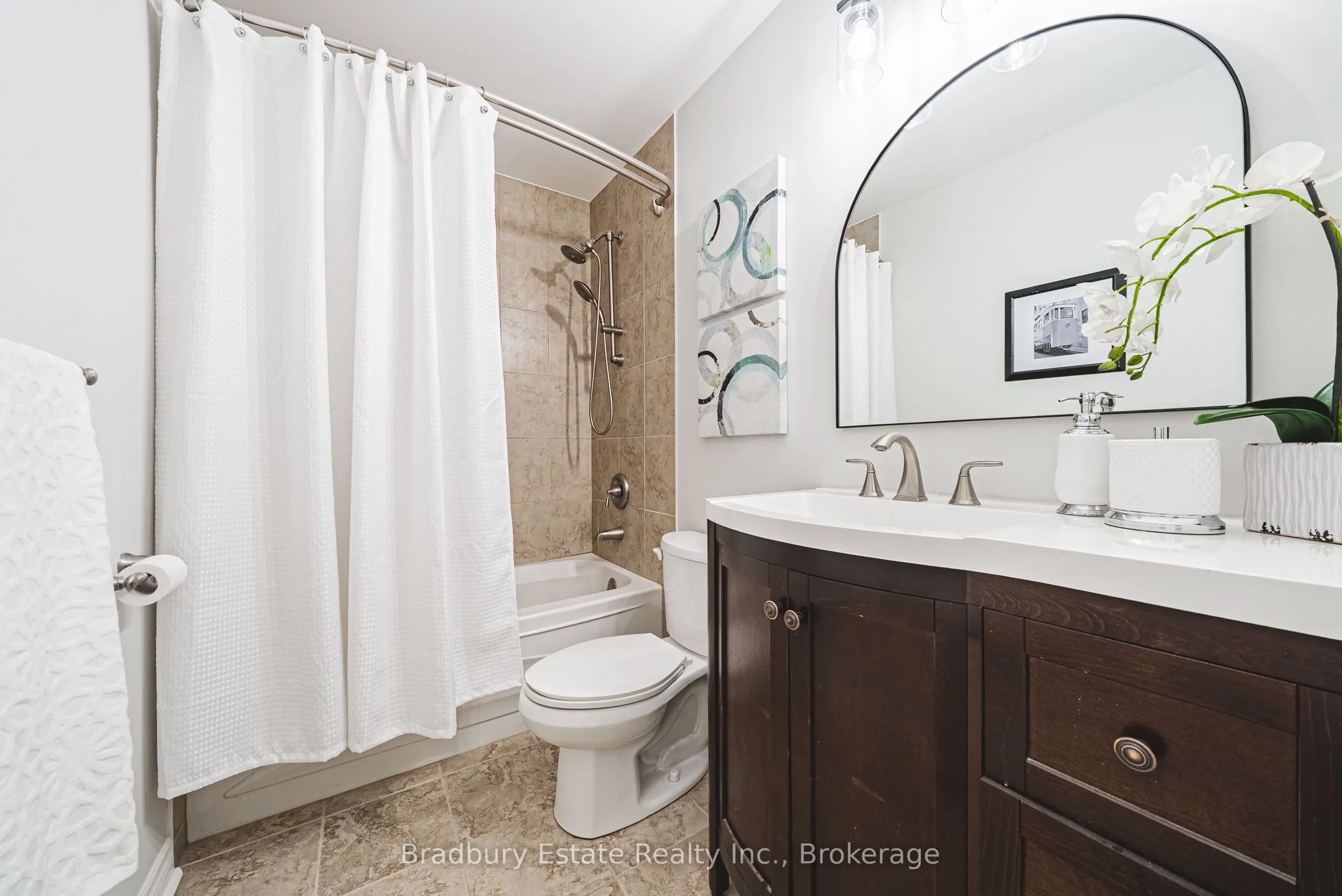 2301 Cavendish Drive, #137