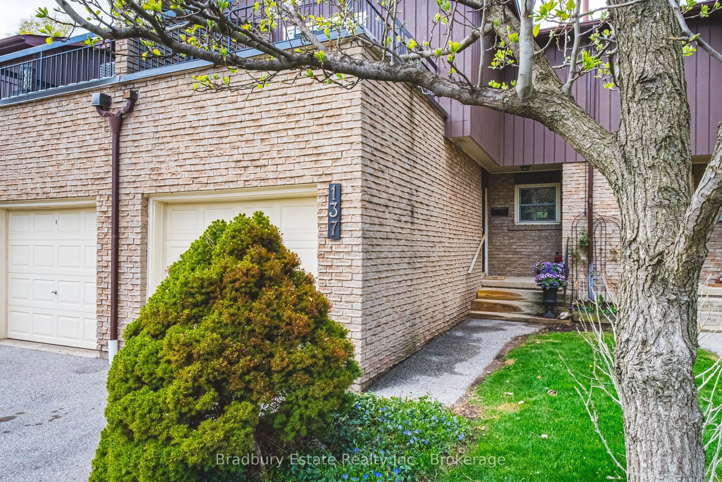 2301 Cavendish Drive, #137