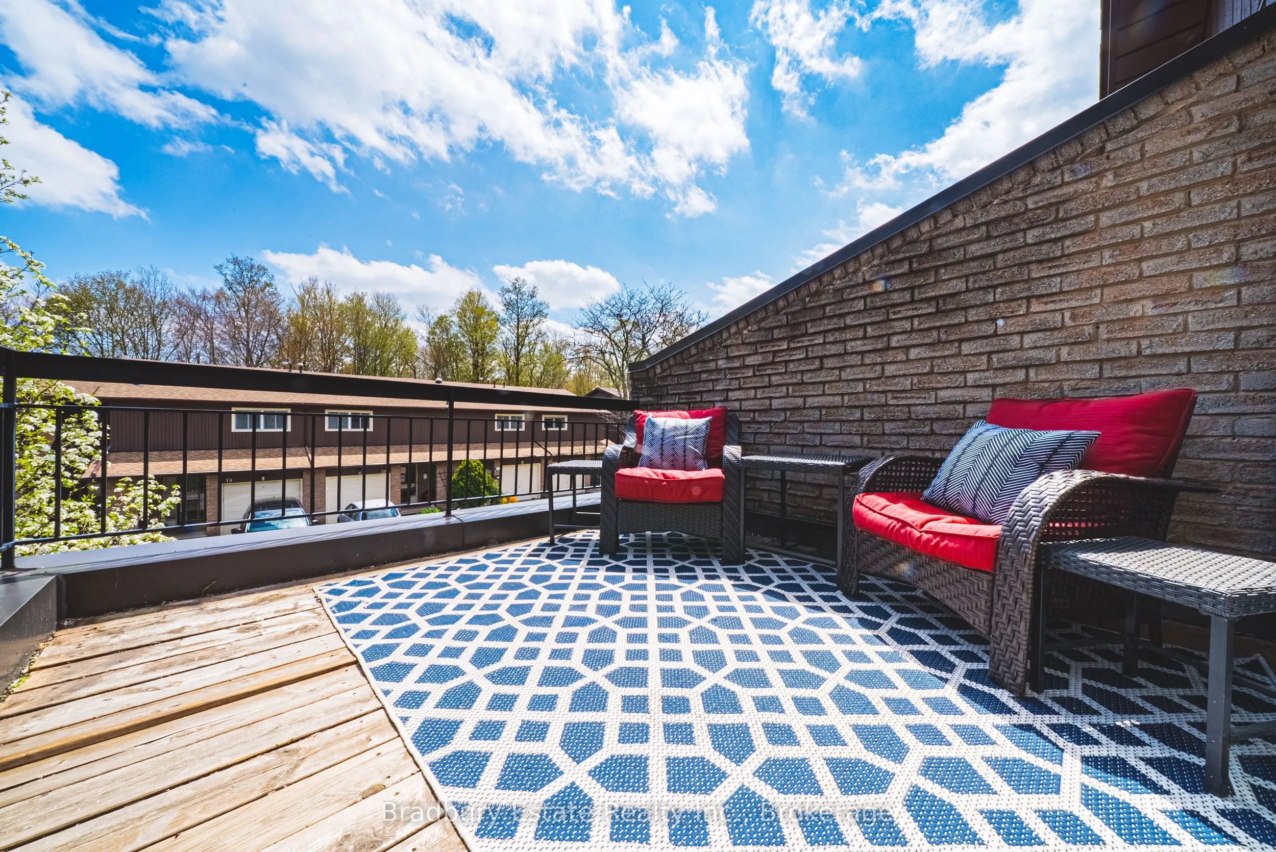 2301 Cavendish Drive, #137