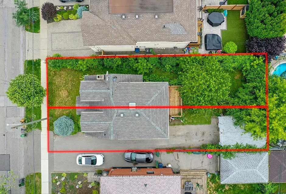 29 Roseland Drive