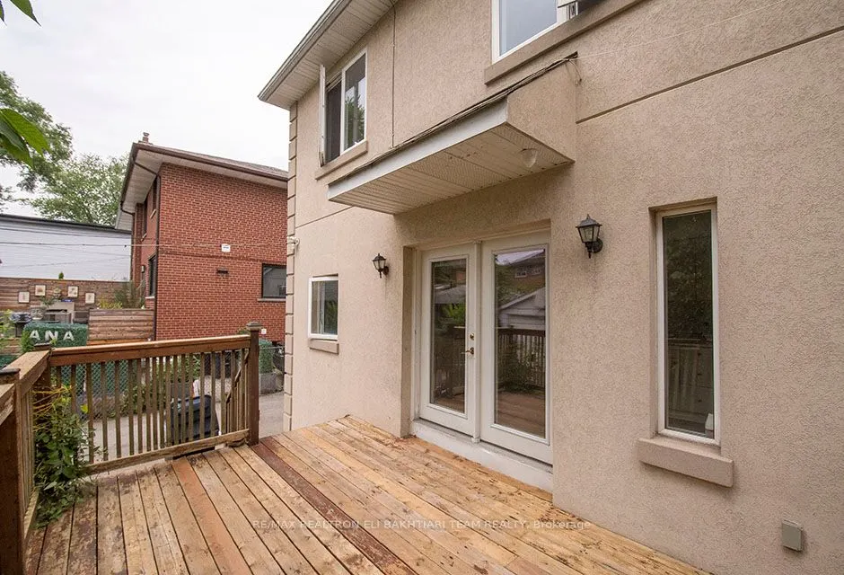 29 Roseland Drive